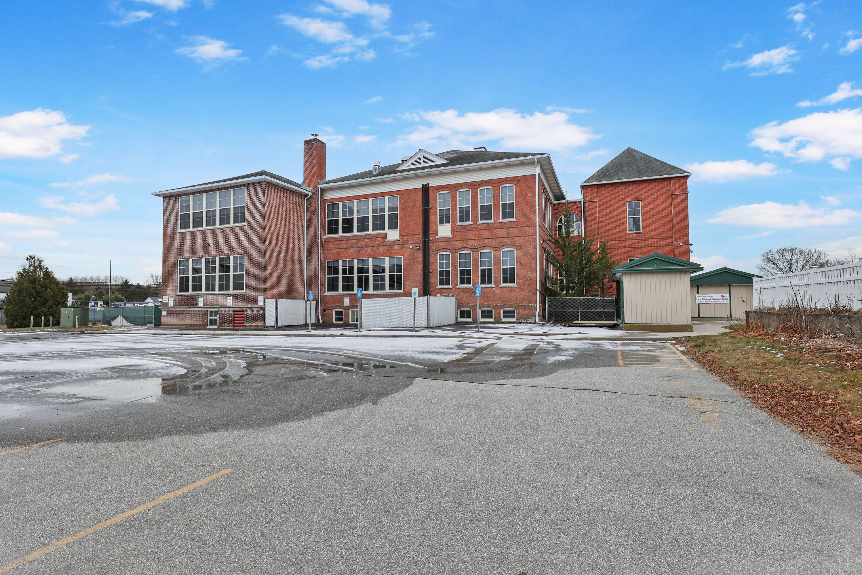 651 Norwich Road