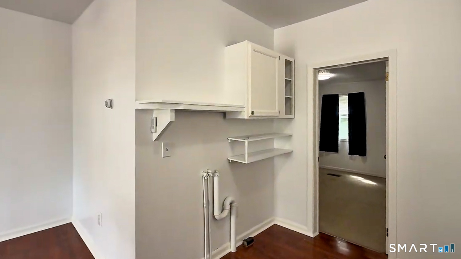 385 Putnam Pike