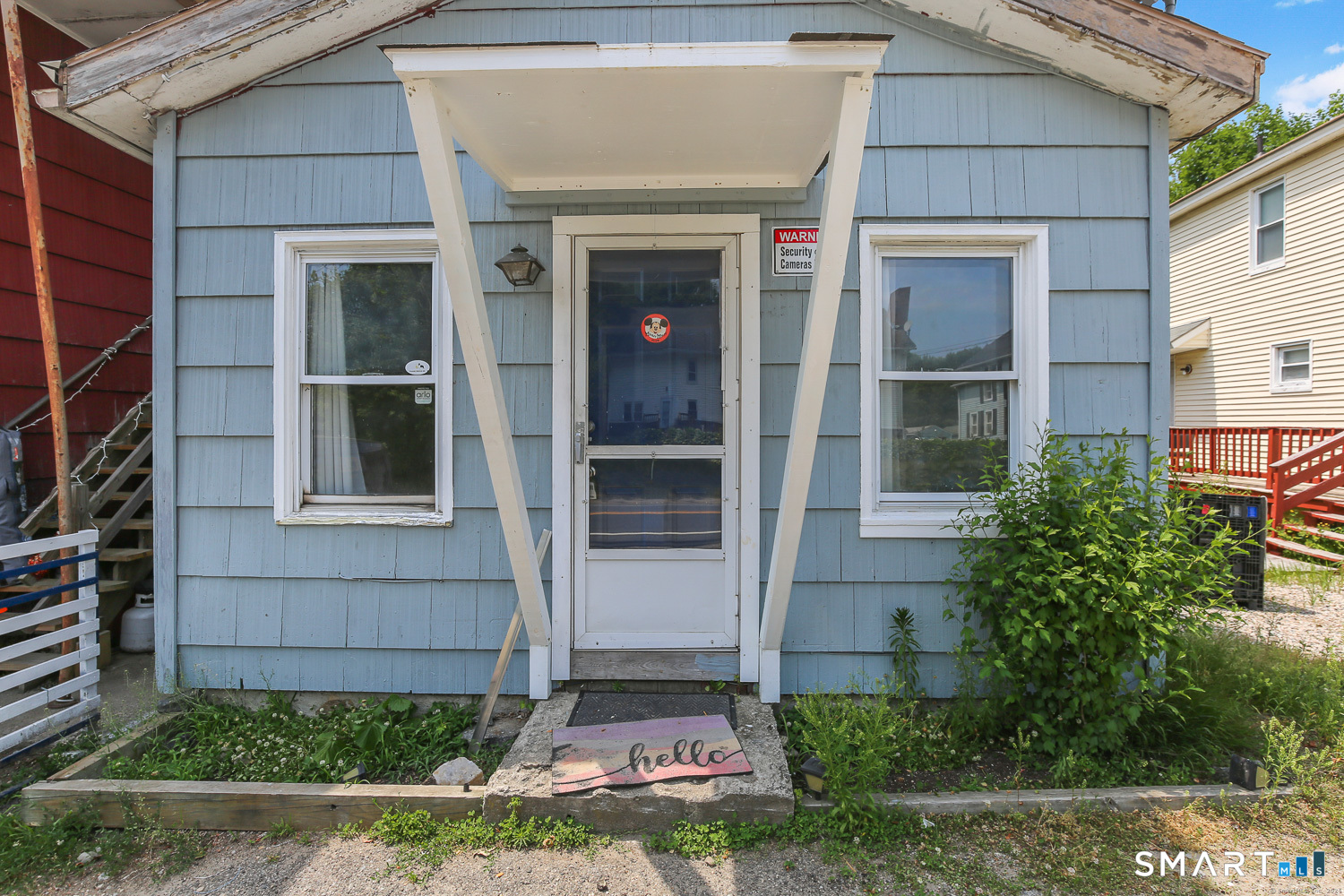 385 Putnam Pike