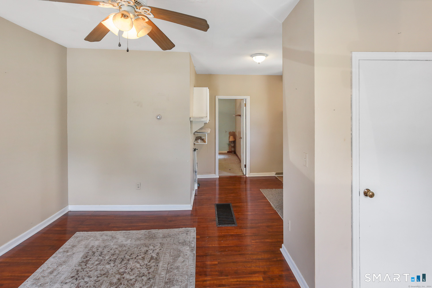 385 Putnam Pike