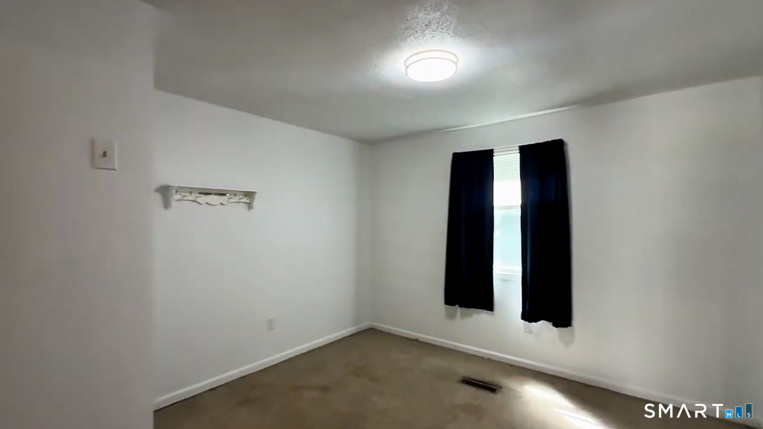 385 Putnam Pike