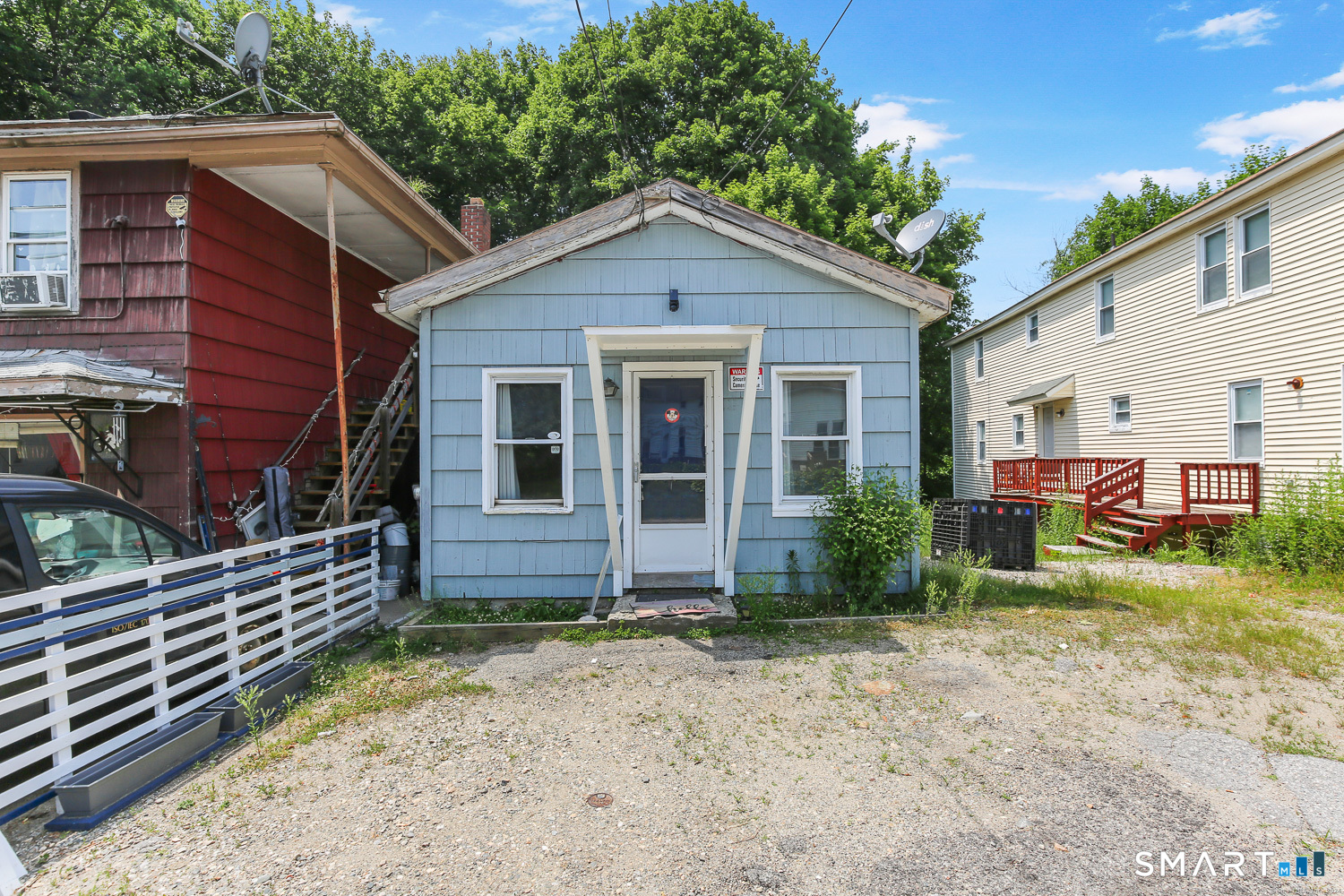 385 Putnam Pike