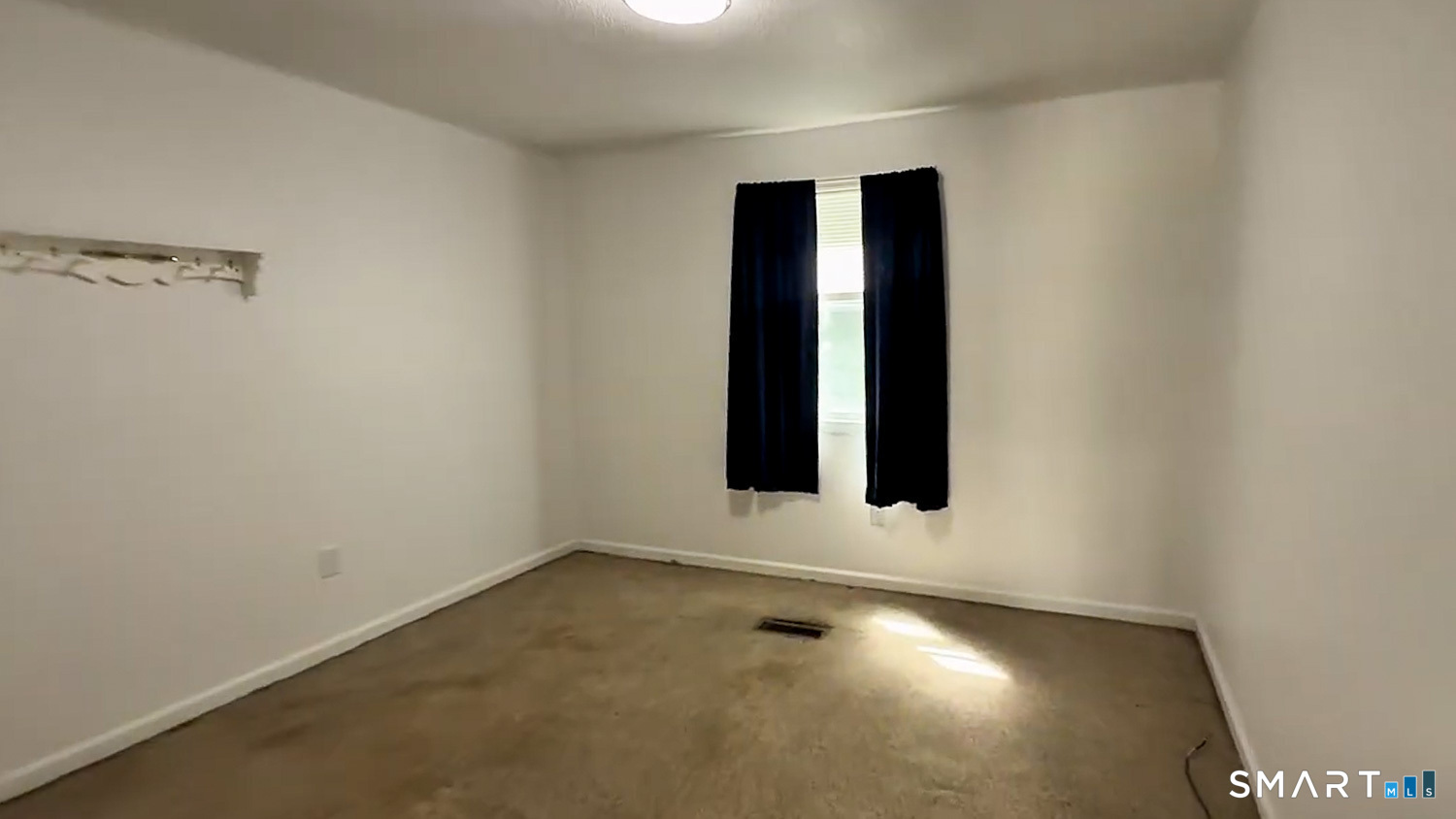385 Putnam Pike