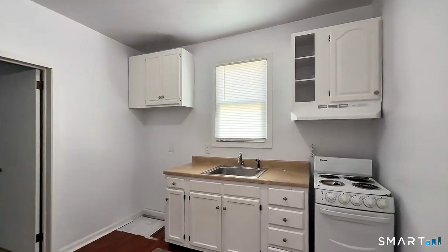385 Putnam Pike