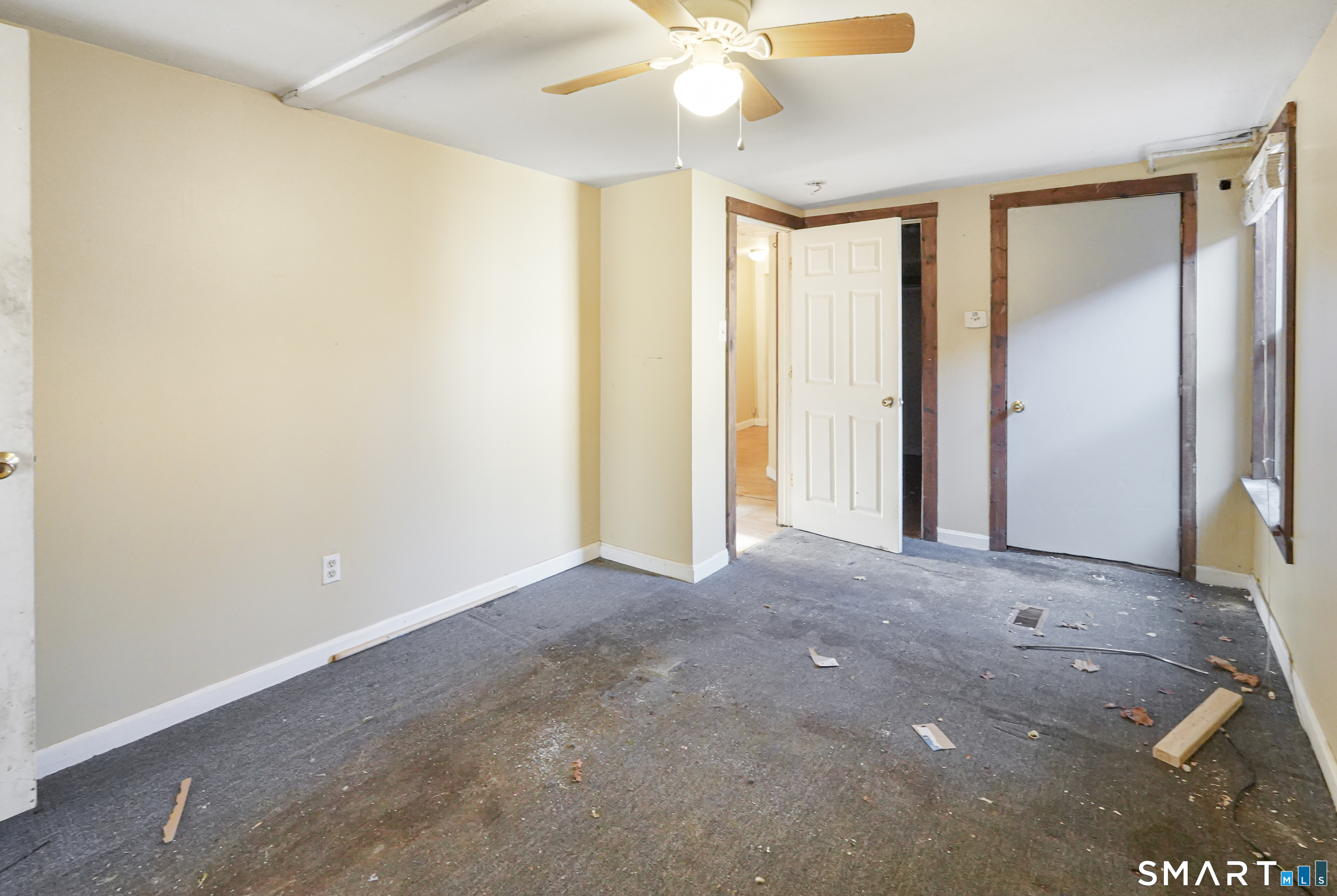 383 Putnam Pike