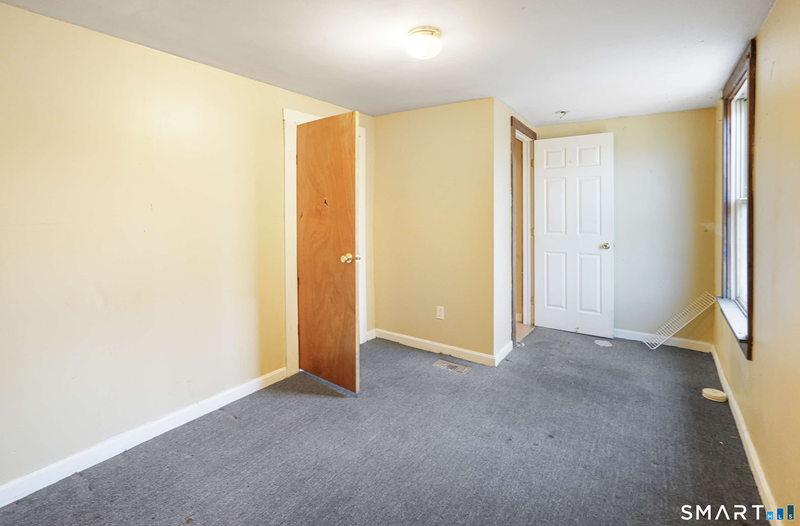 383 Putnam Pike