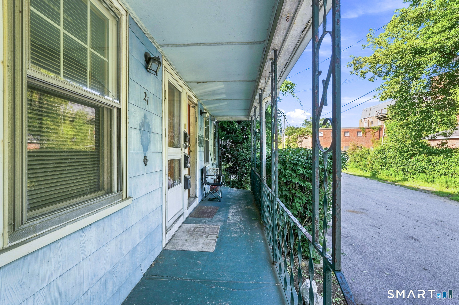 19-21 Mohegan Street