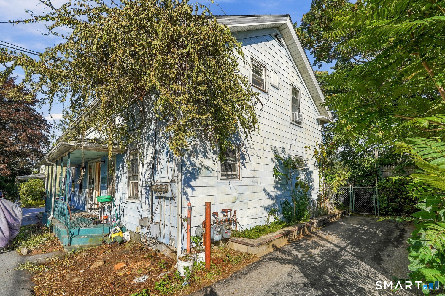 19-21 Mohegan Street