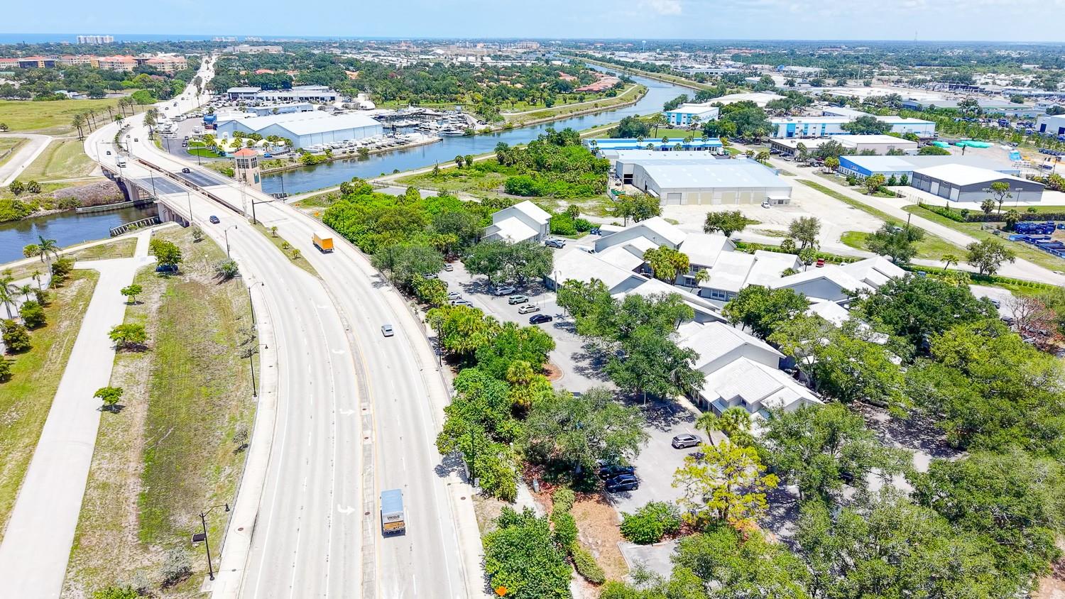 1515 TAMIAMI TRL S #2A