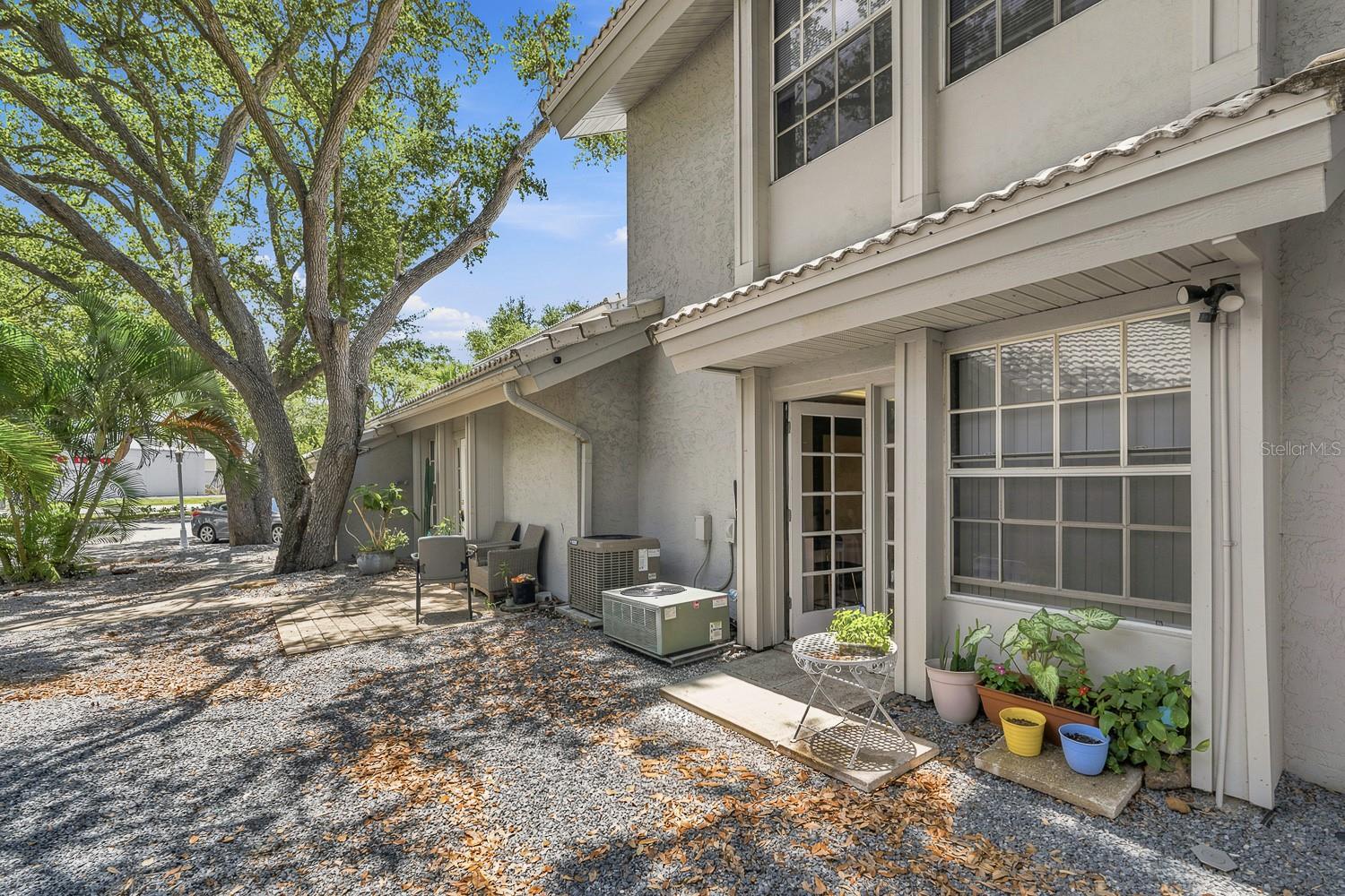 1515 TAMIAMI TRL S #2A