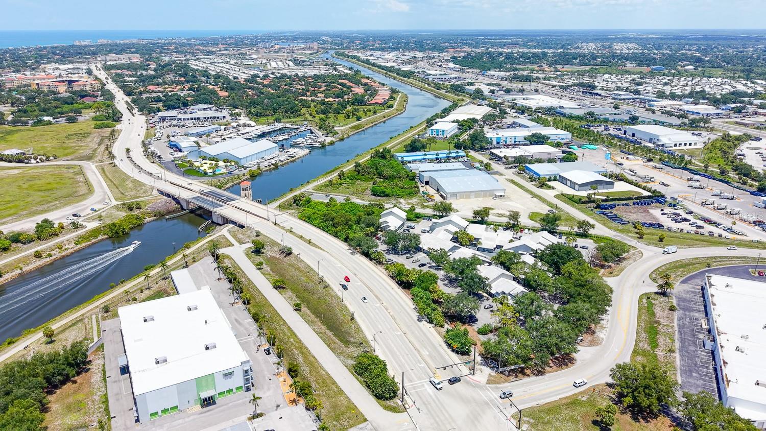 1515 TAMIAMI TRL S #2A