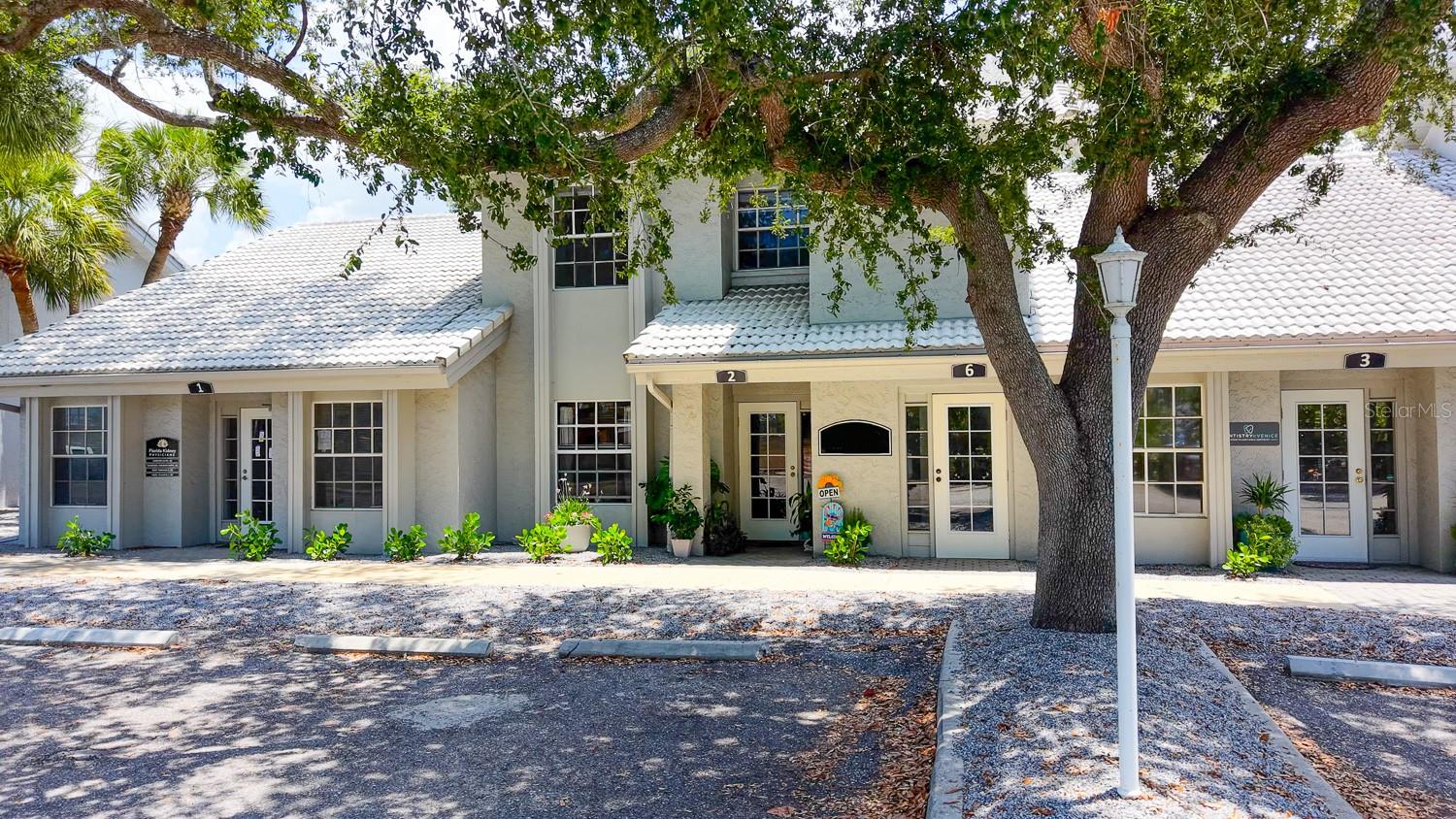 1515 TAMIAMI TRL S #2A