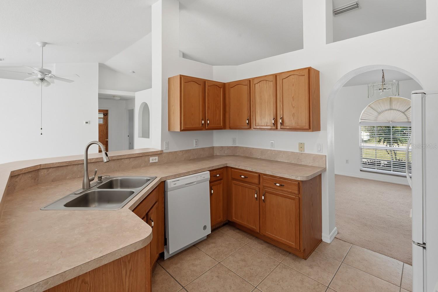 8373 OCTAVIUS AVE