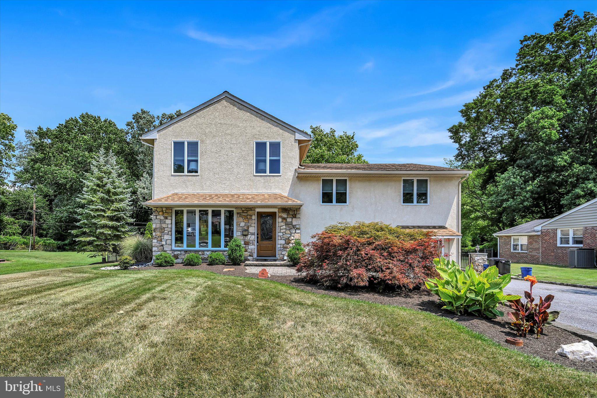 125 Beechtree Dr