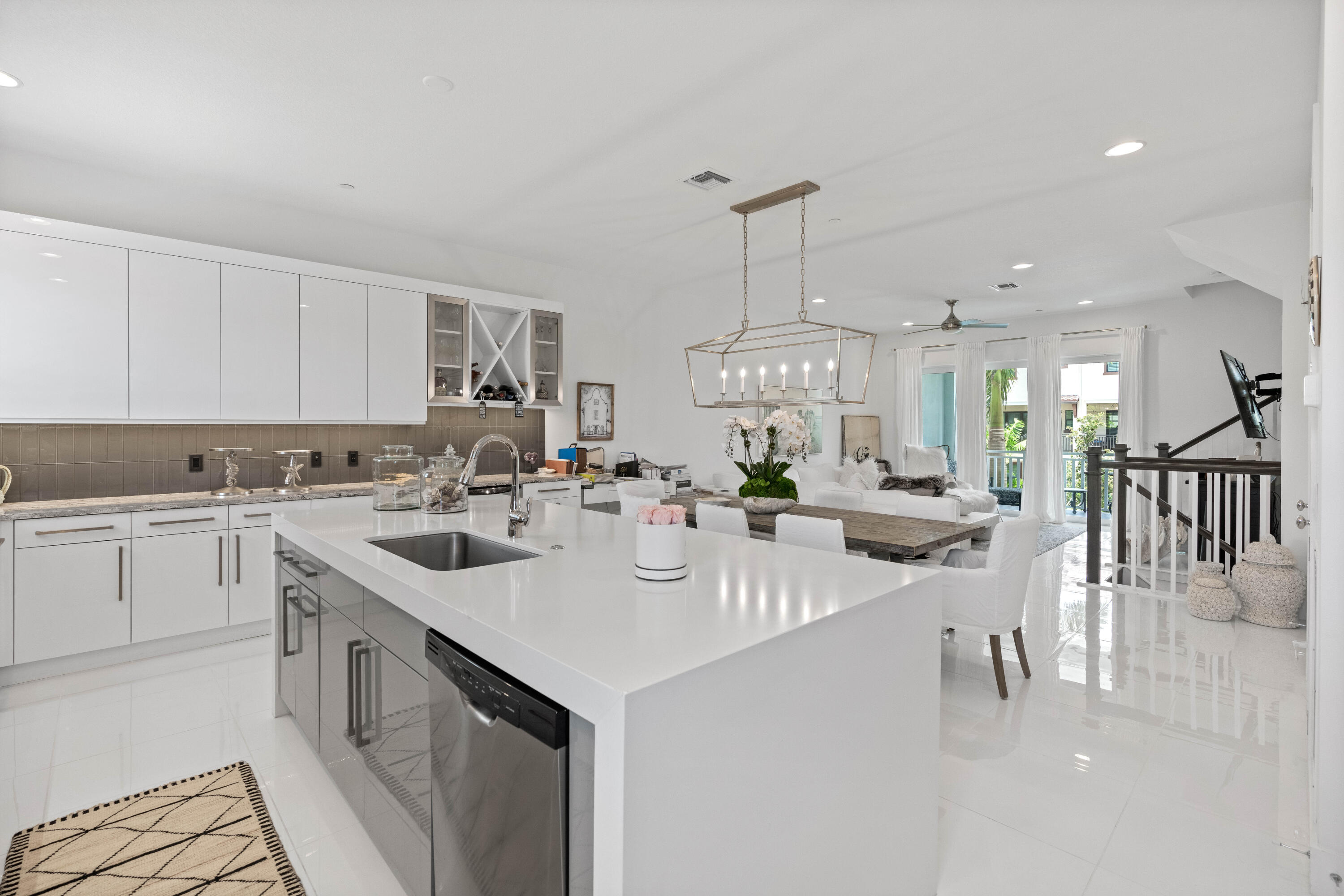 3024 Franklin Place