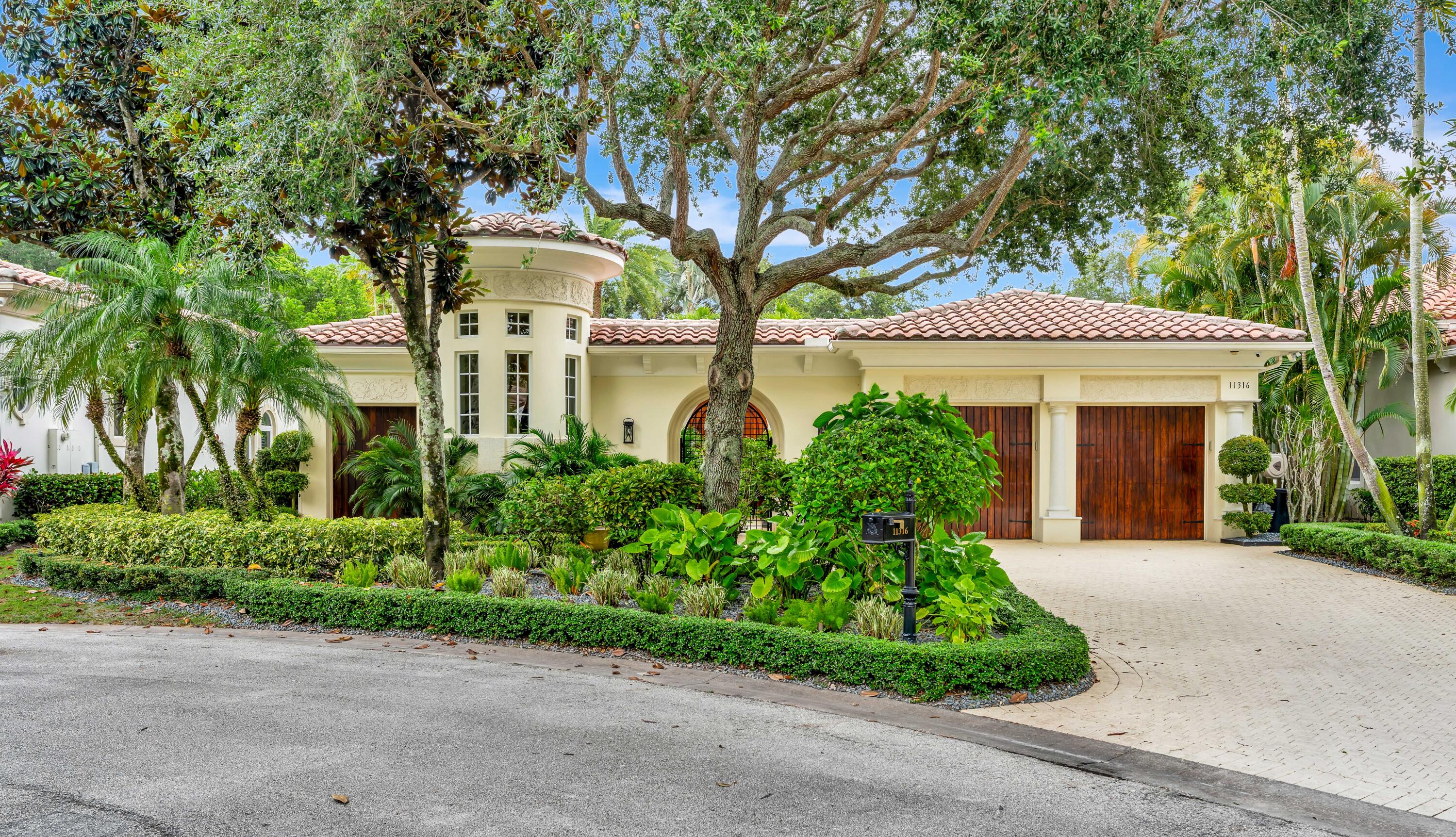 11316 Caladium Lane