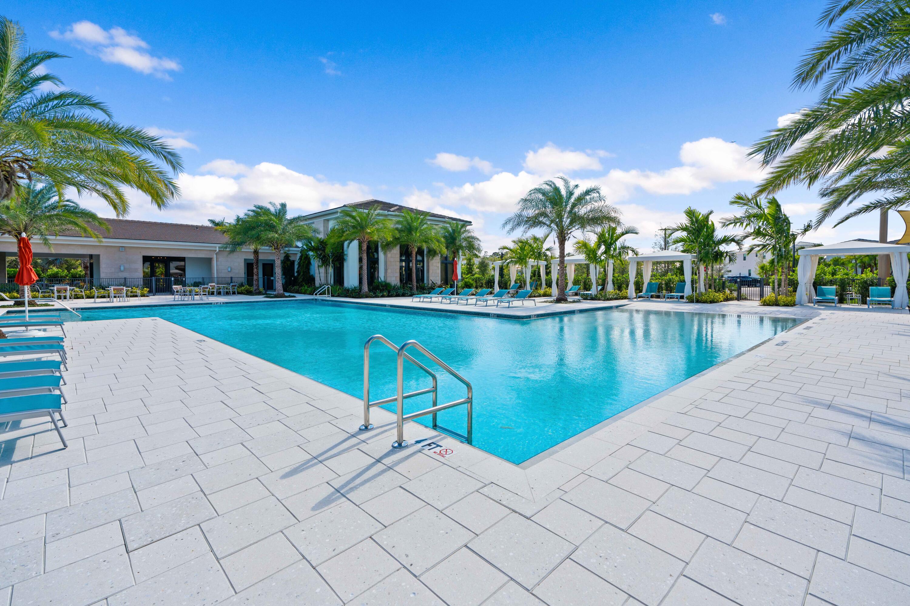 13726 Artisan Circle