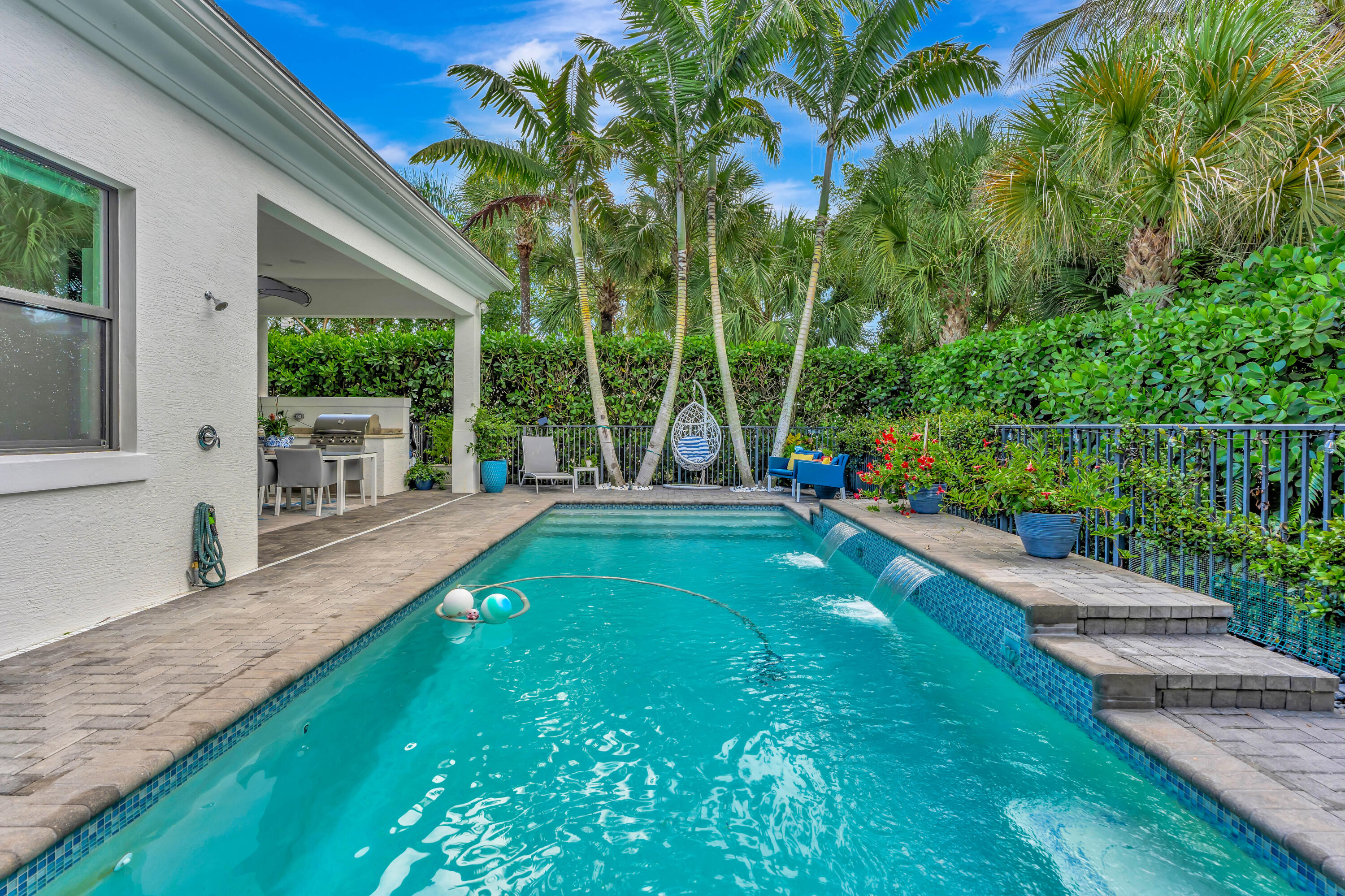 13726 Artisan Circle