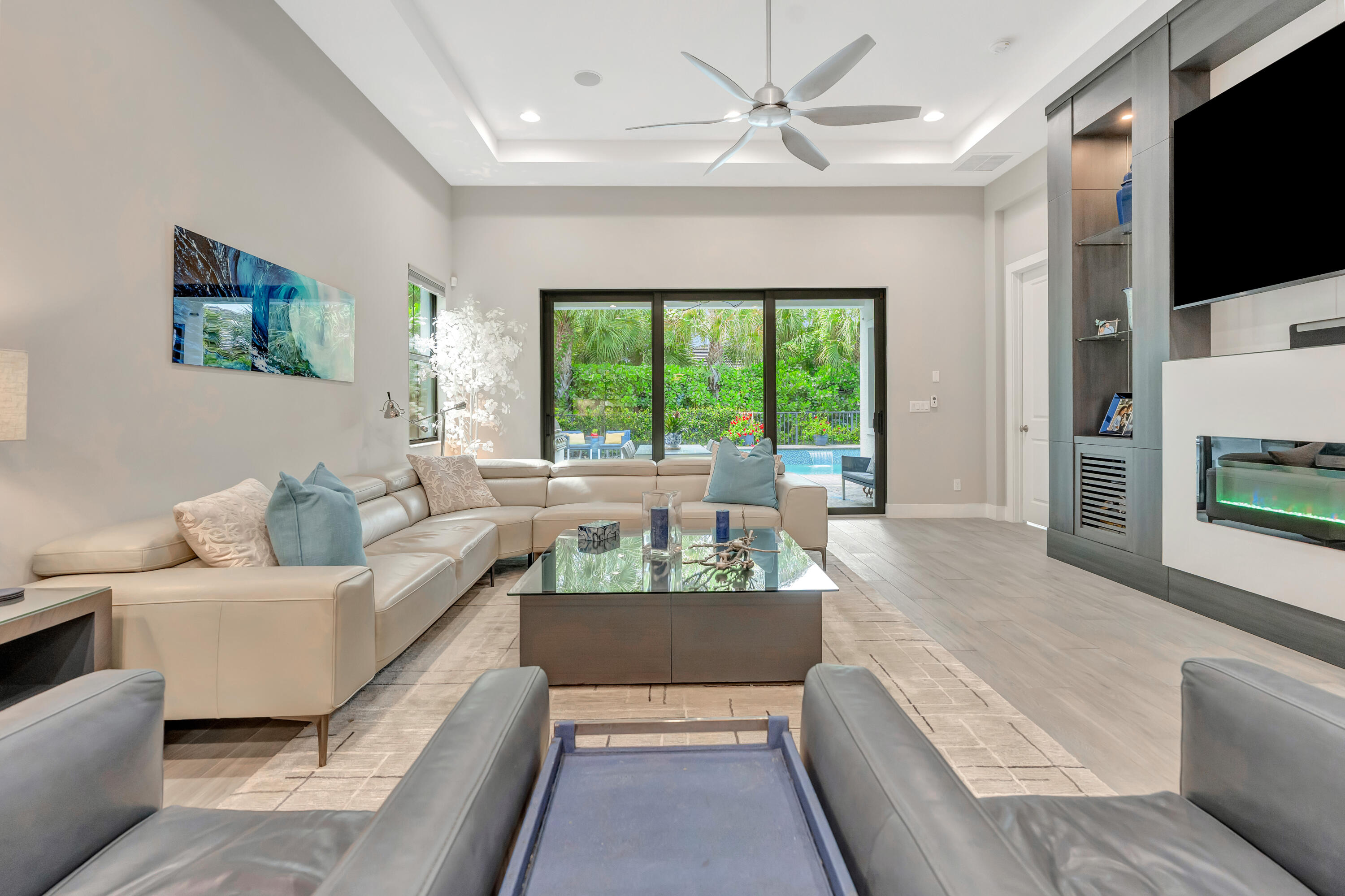 13726 Artisan Circle