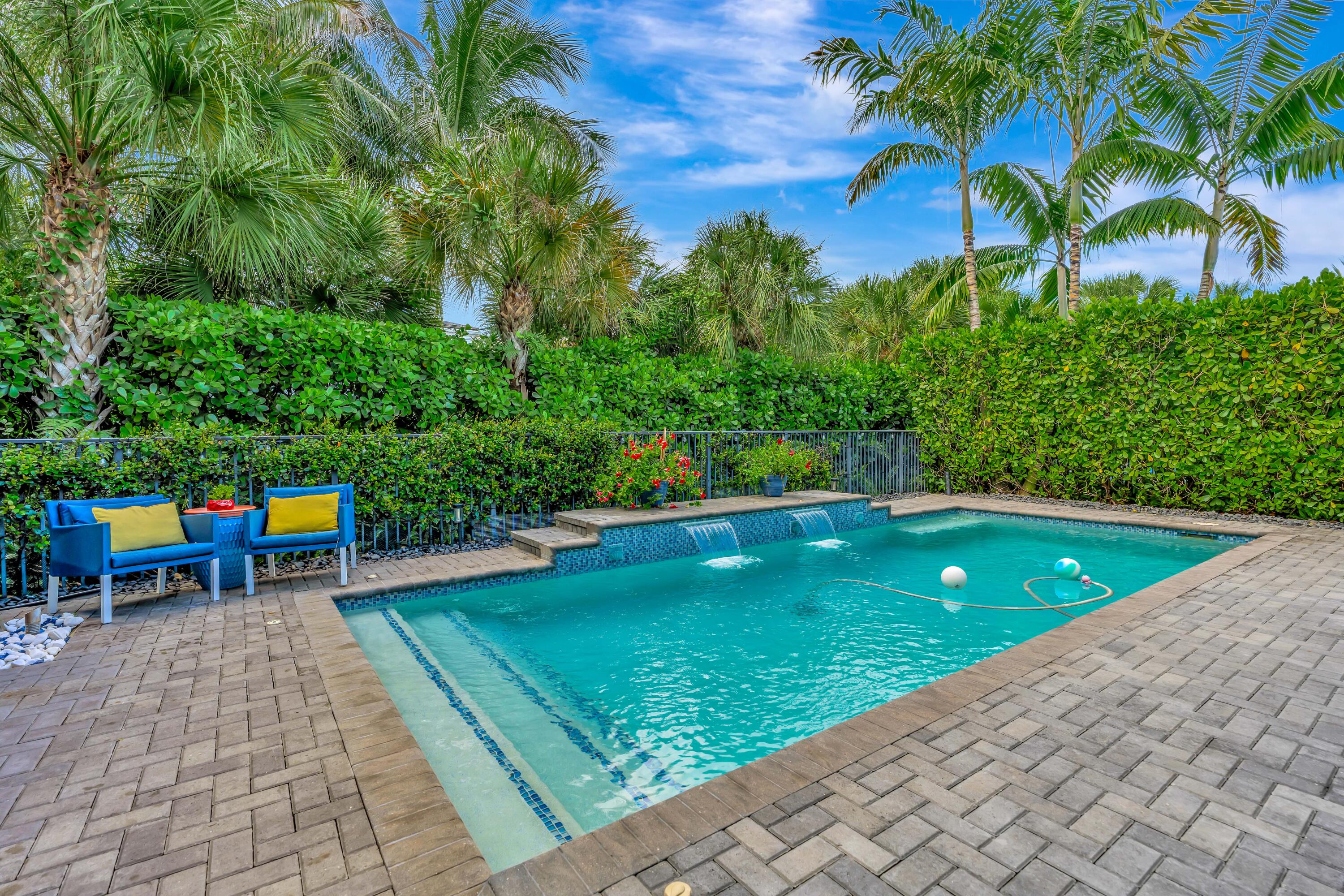 13726 Artisan Circle