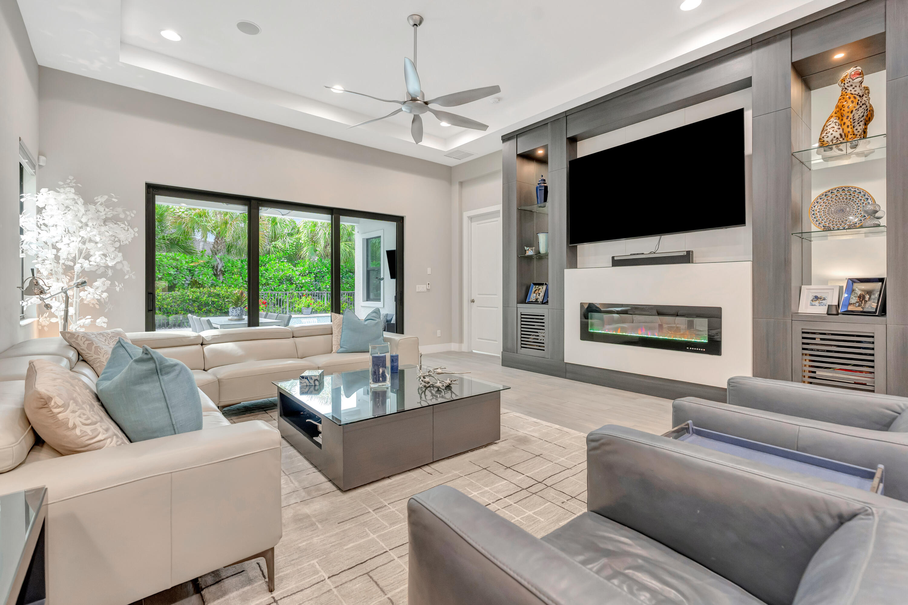 13726 Artisan Circle