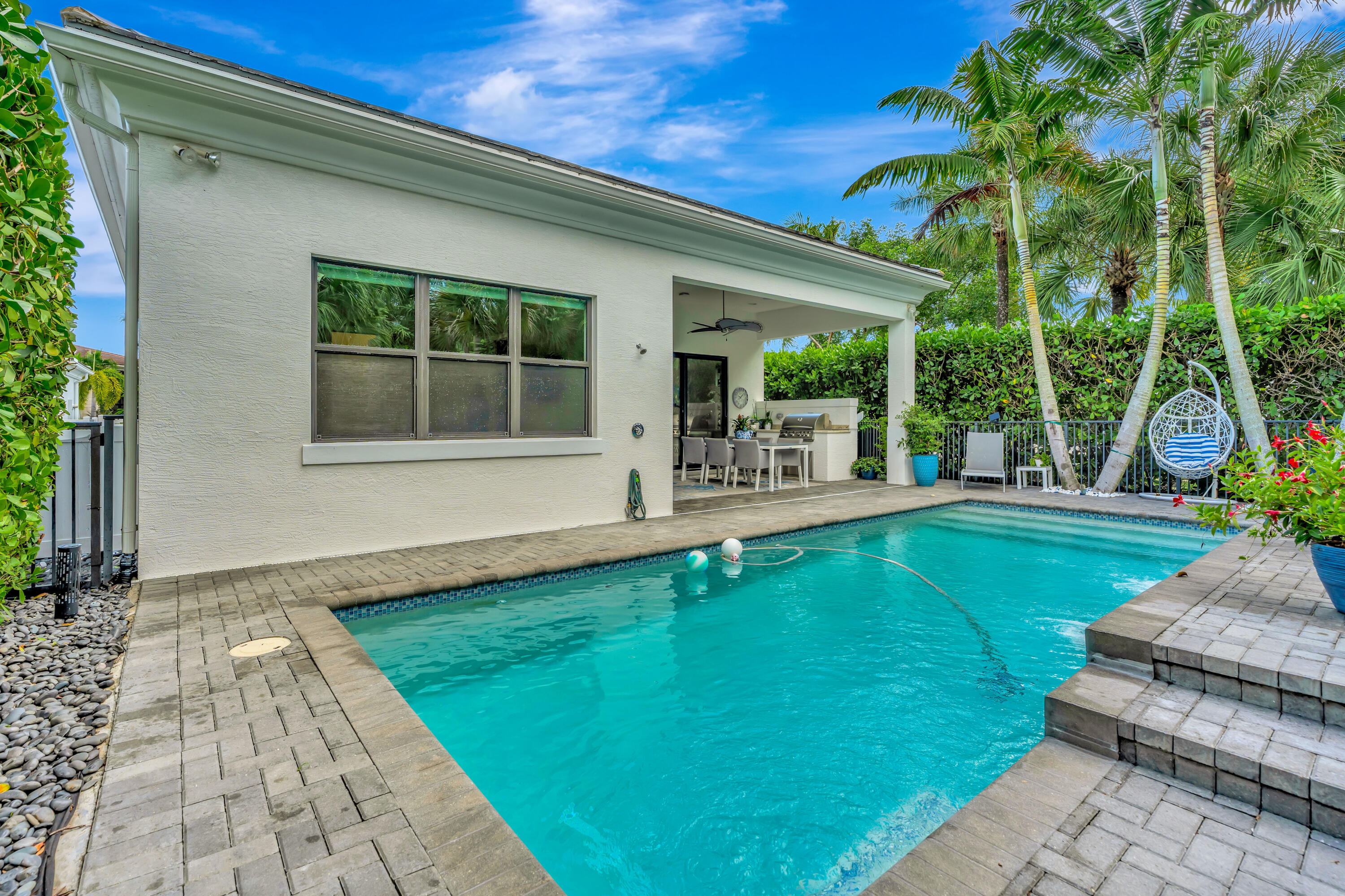 13726 Artisan Circle