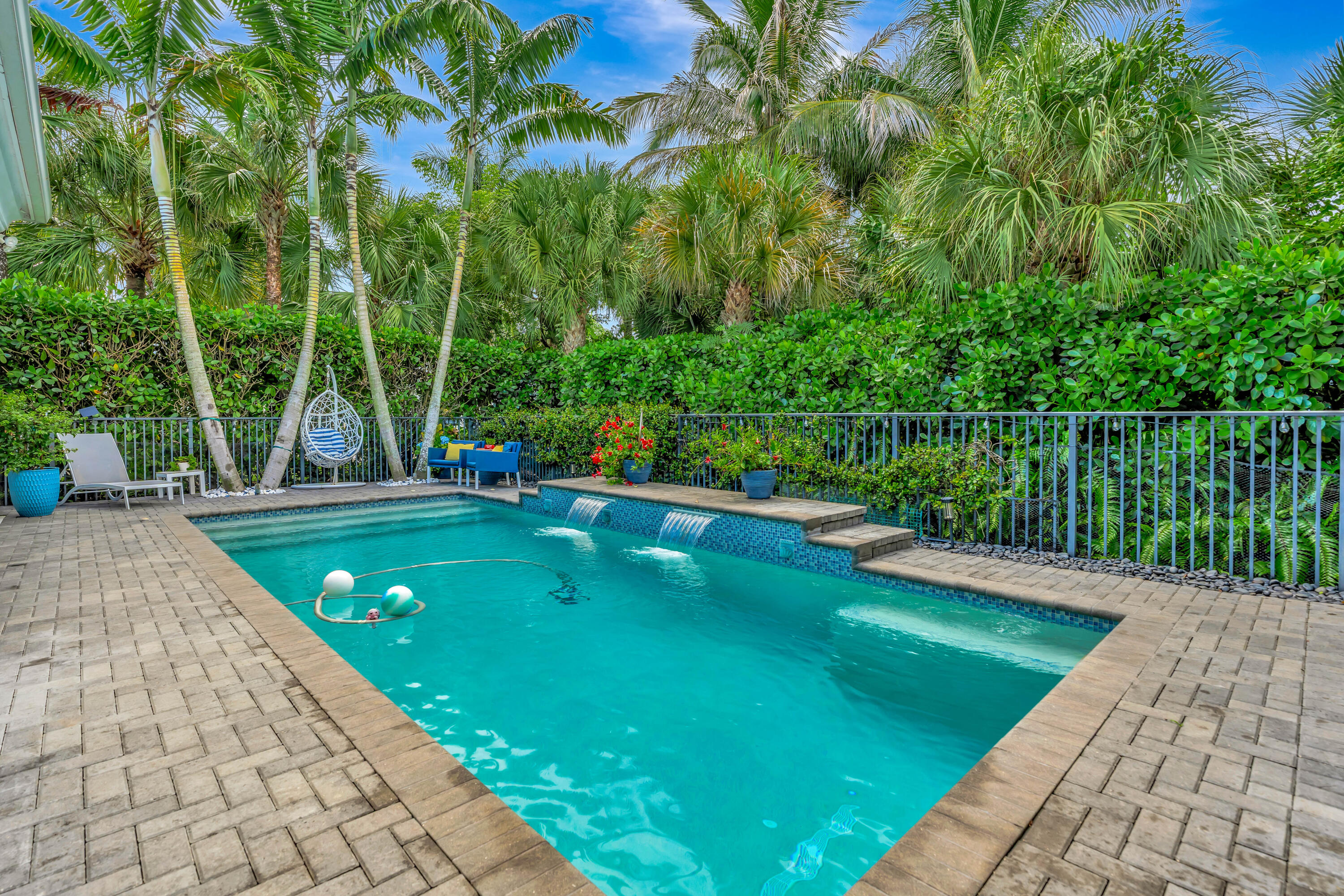 13726 Artisan Circle