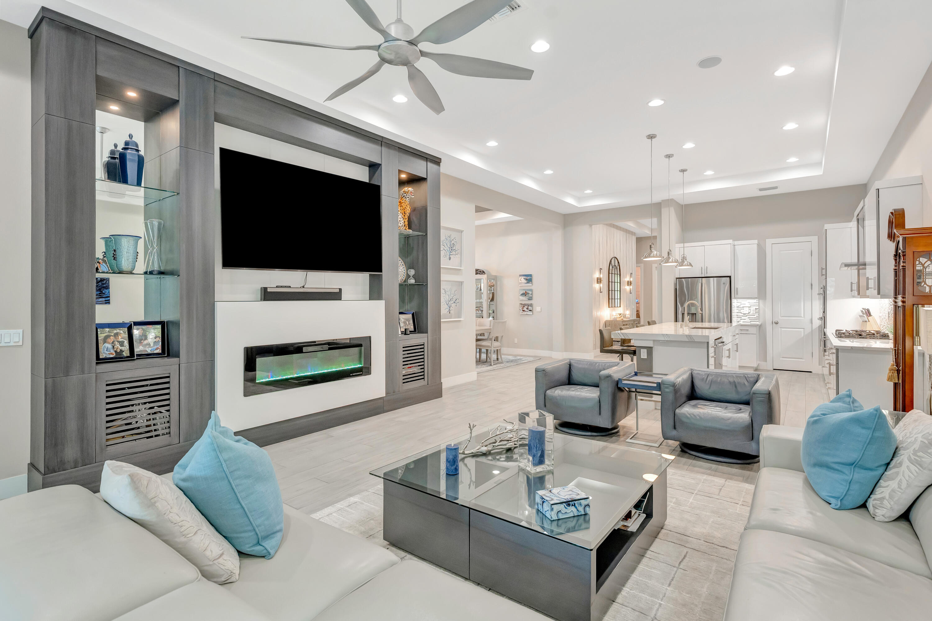 13726 Artisan Circle