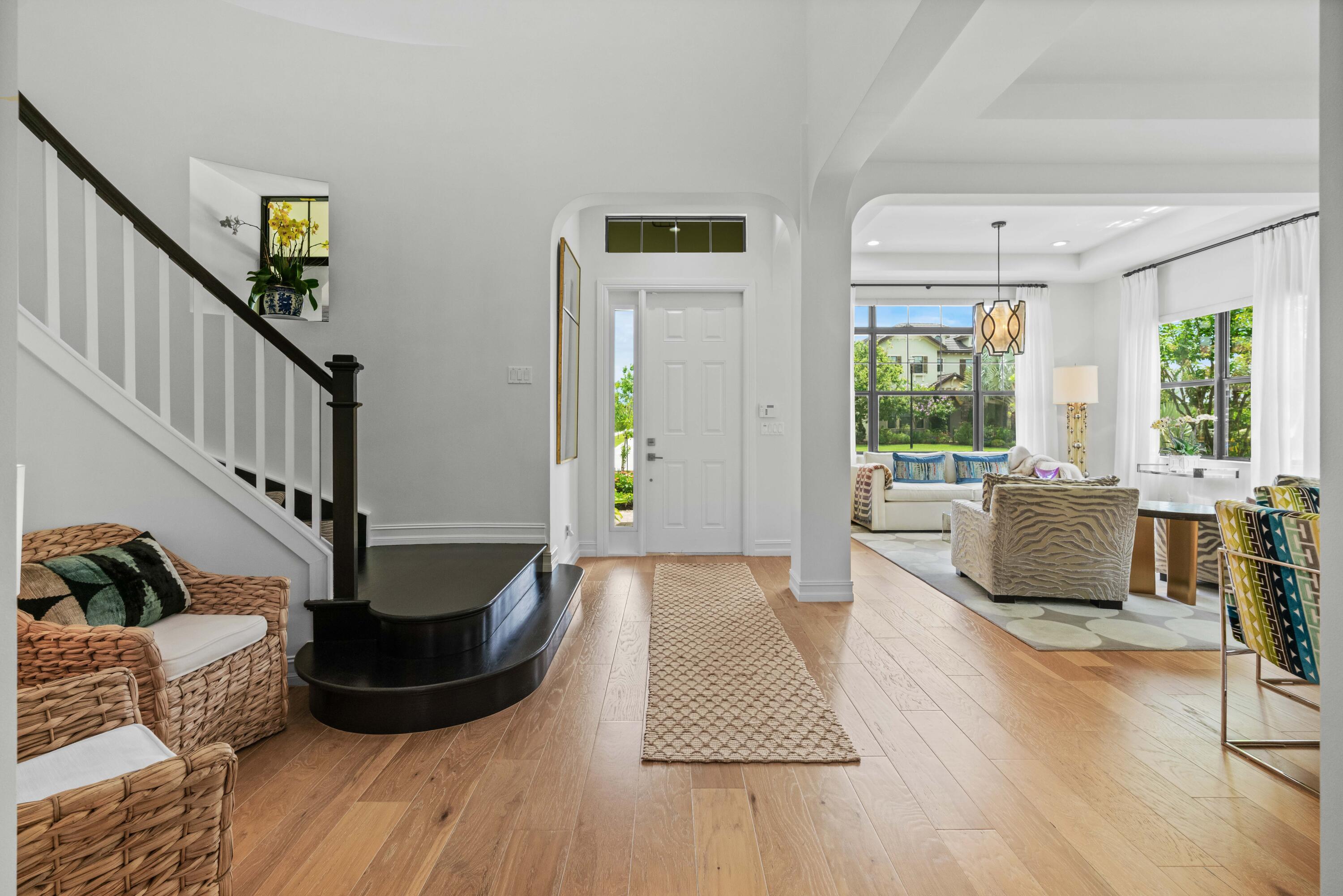 8208 SE Red Root Way