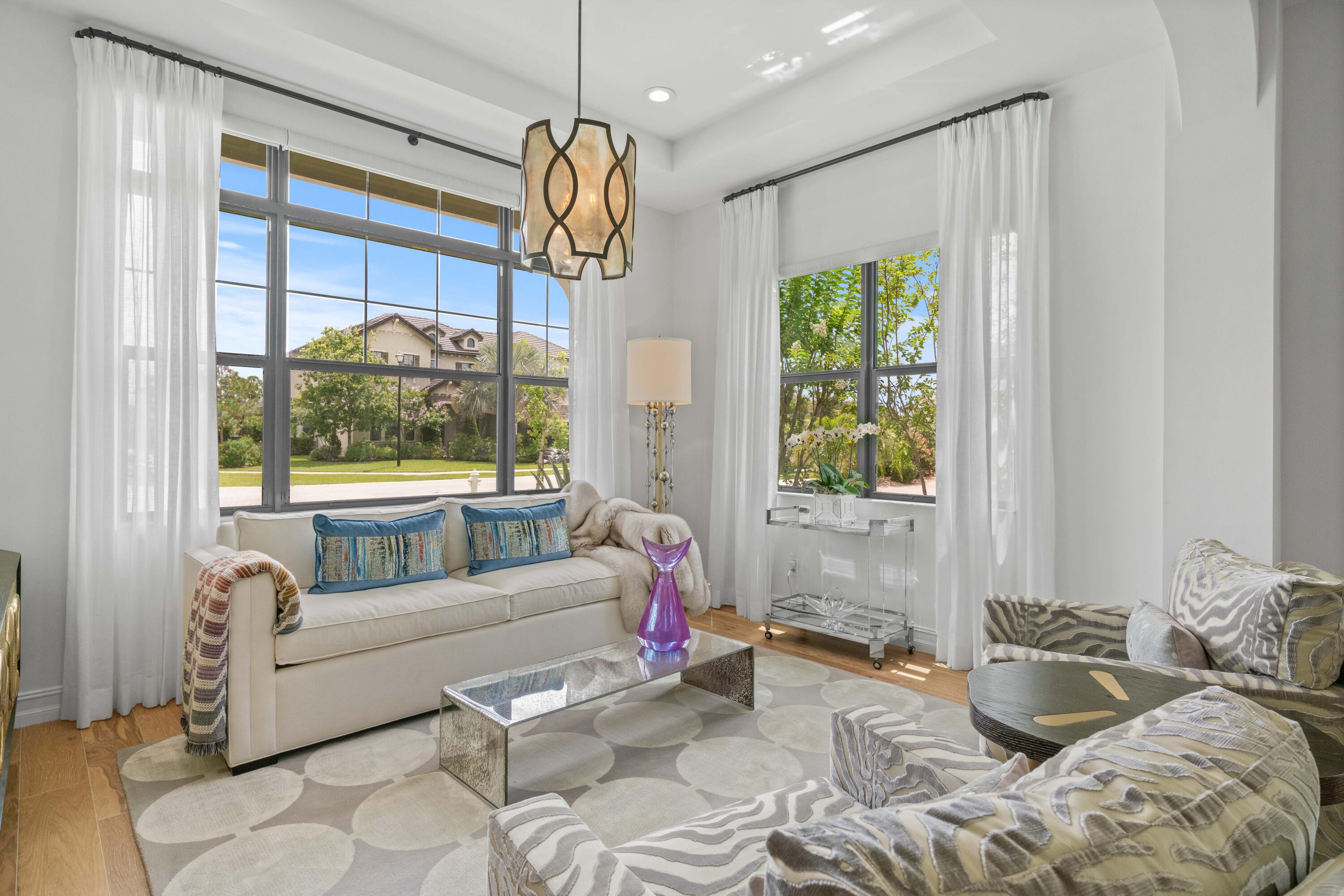 8208 SE Red Root Way