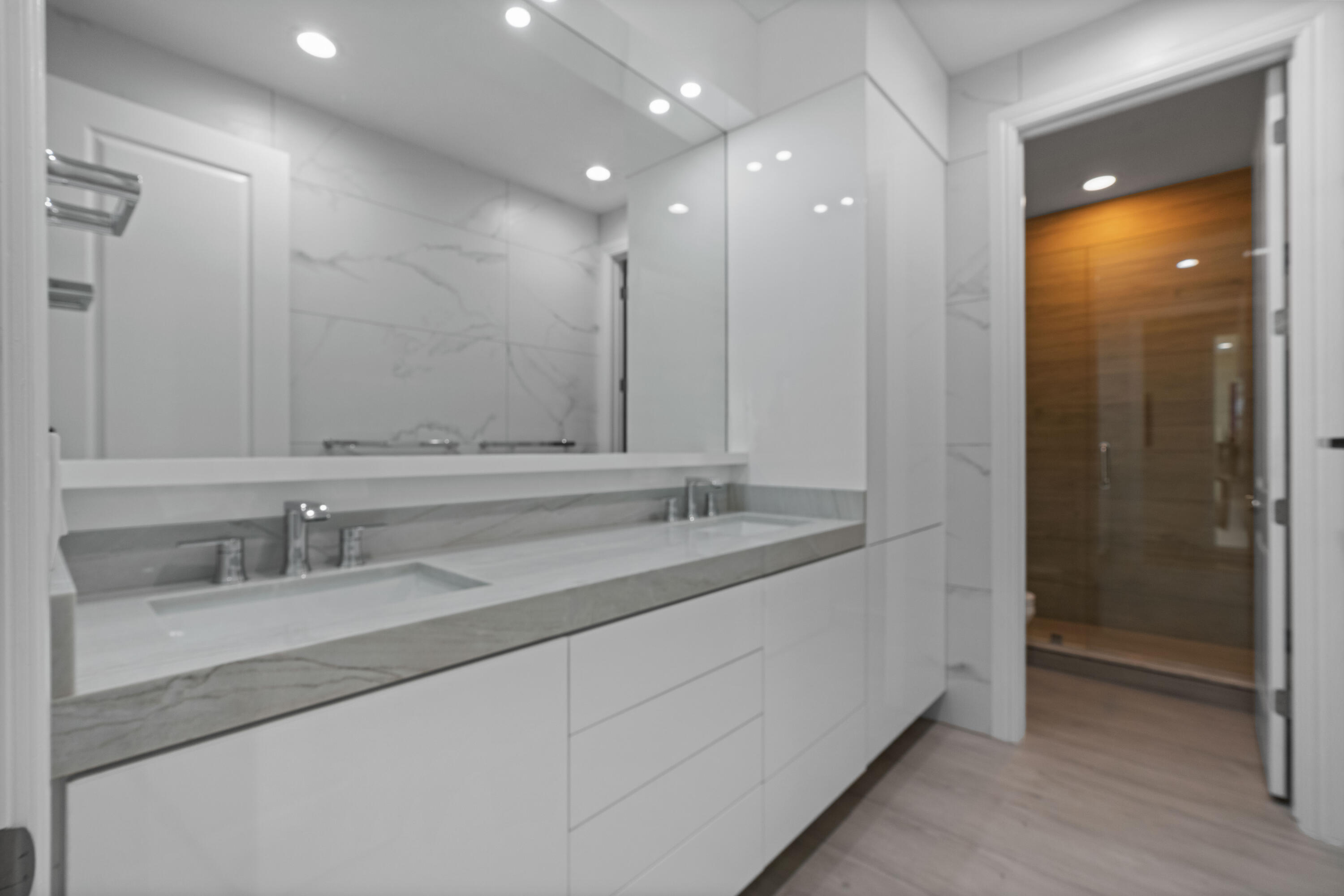 8208 SE Red Root Way