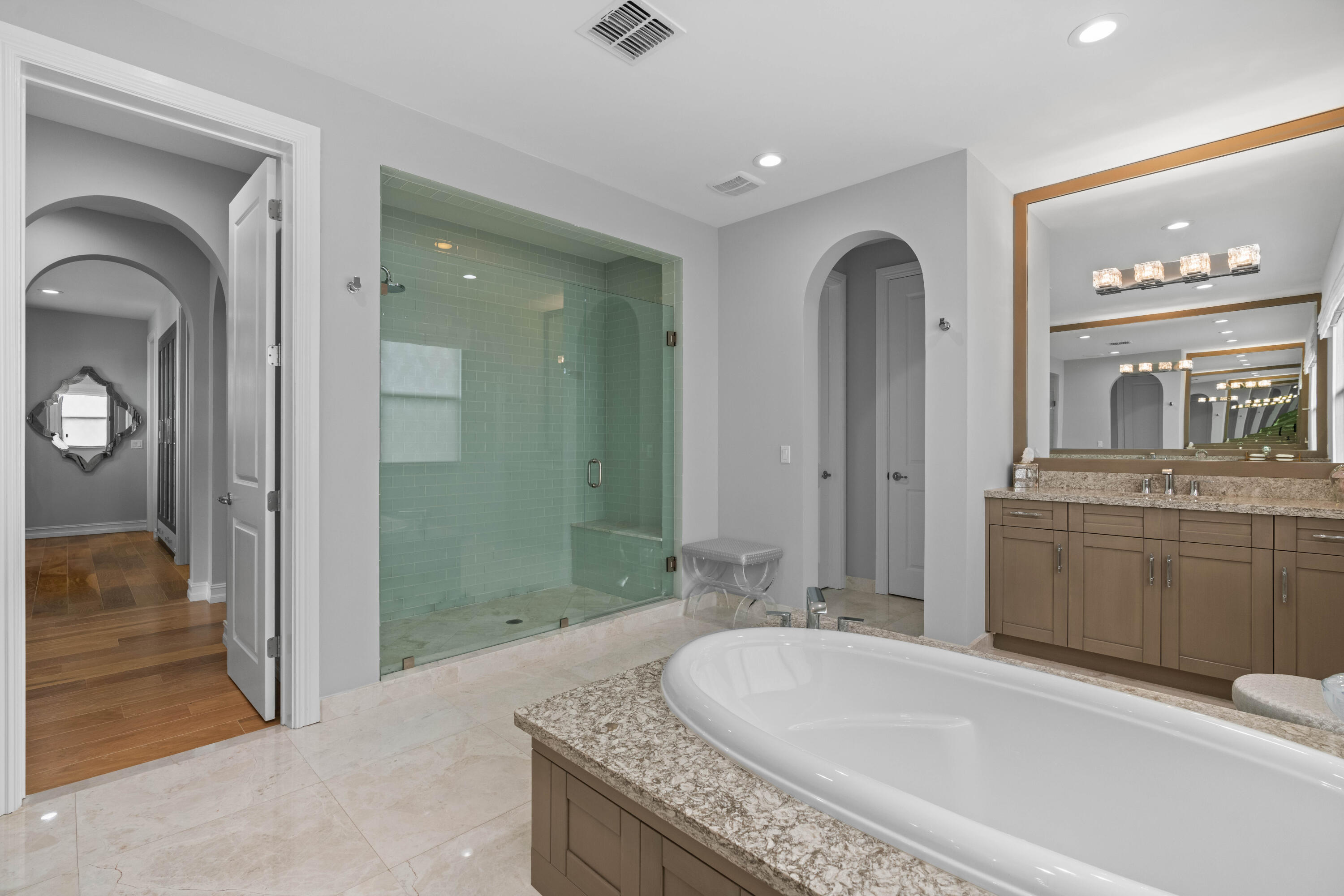 8208 SE Red Root Way