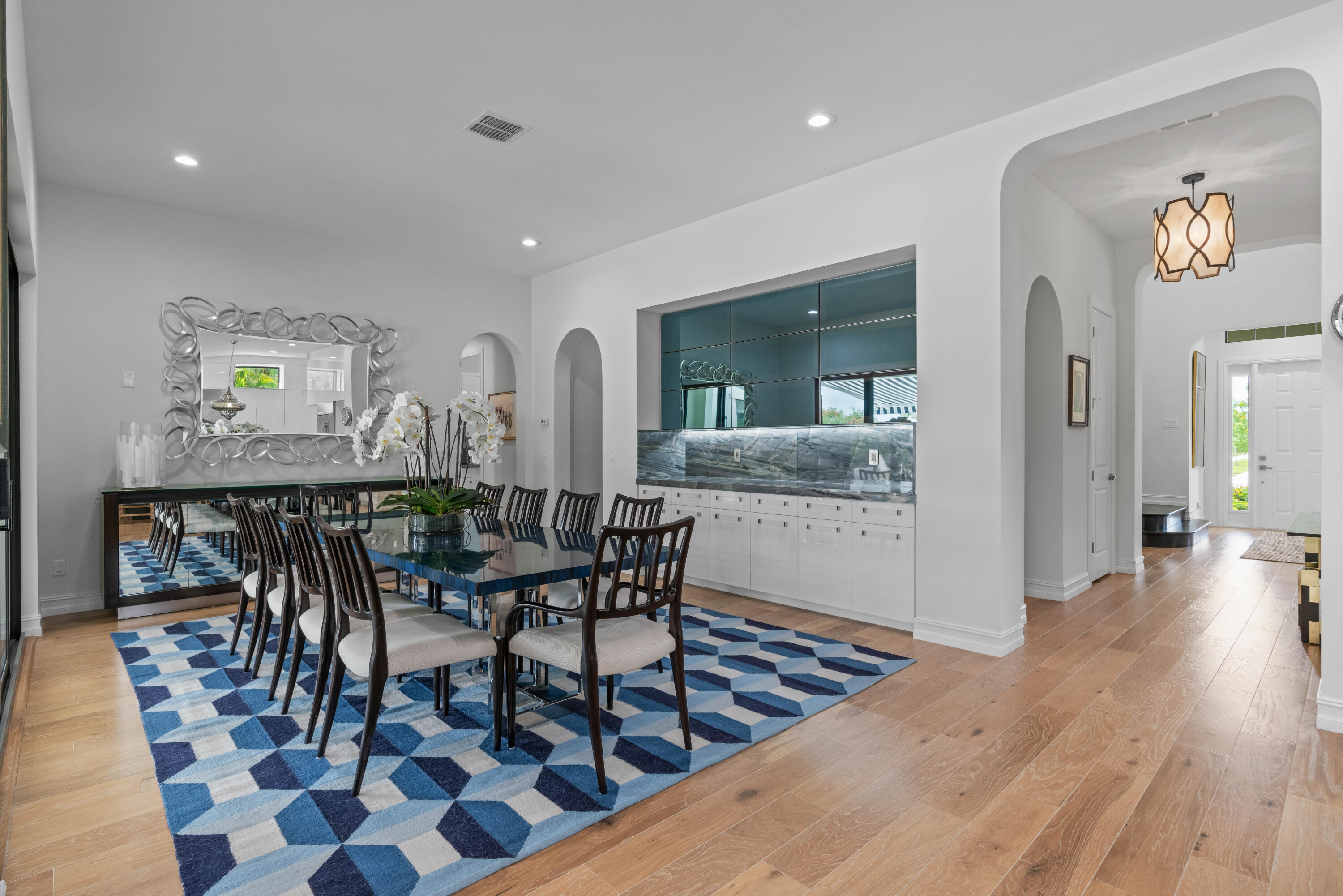 8208 SE Red Root Way