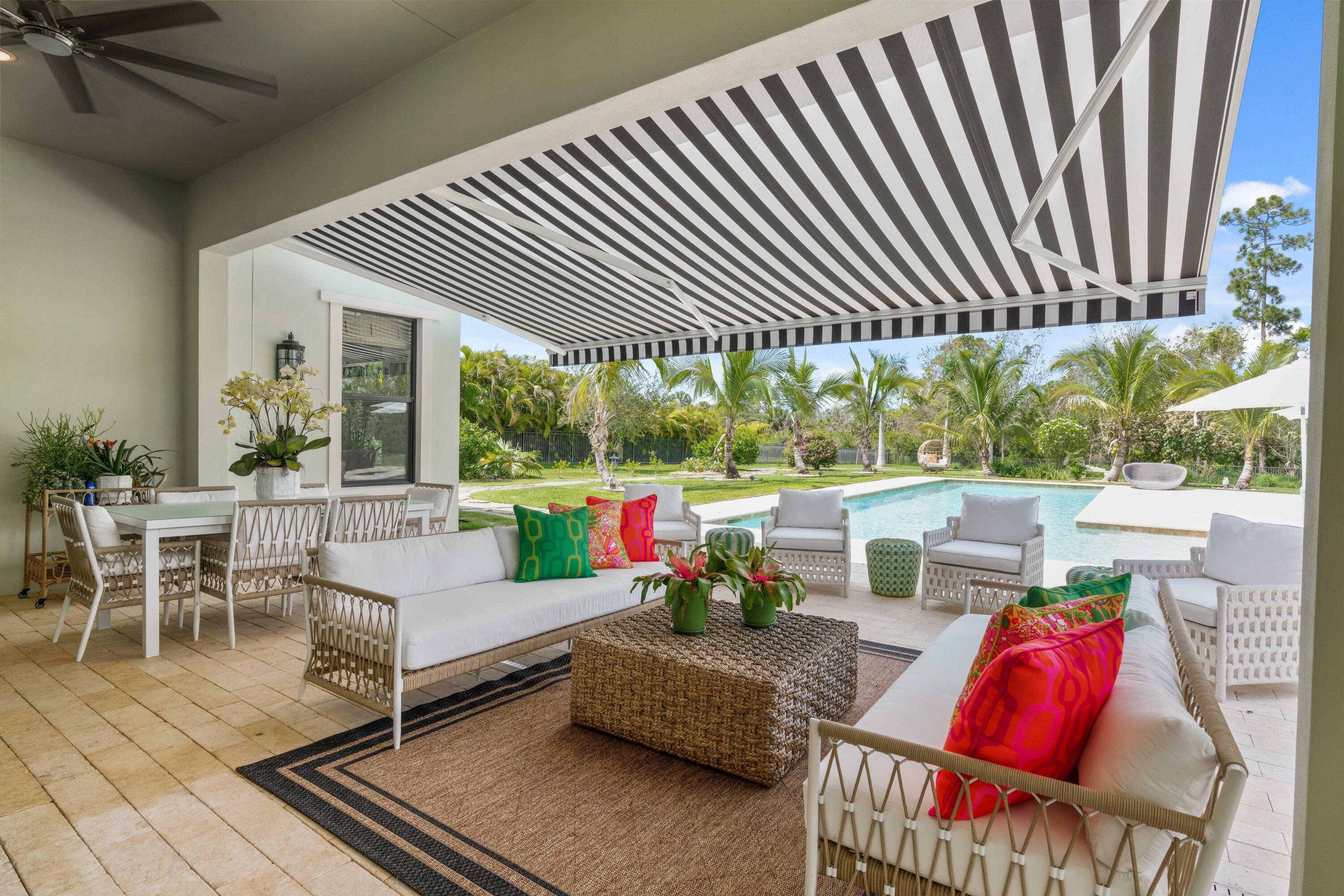 8208 SE Red Root Way