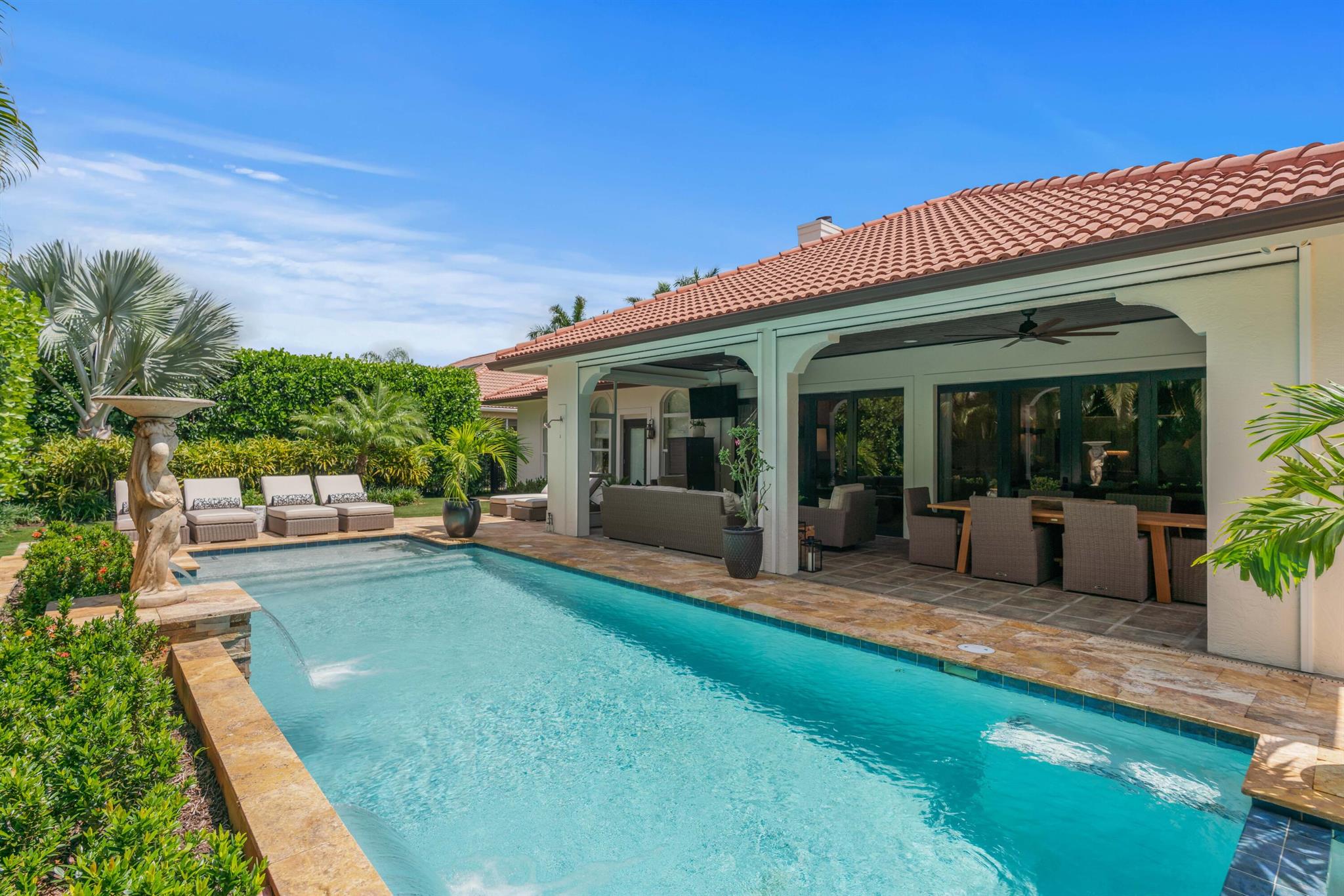 19056 SE Coral Reef Lane