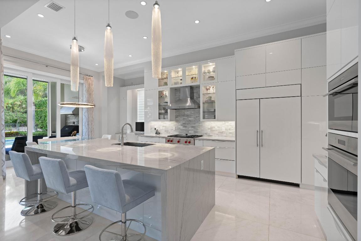 11541 Green Bayberry Drive