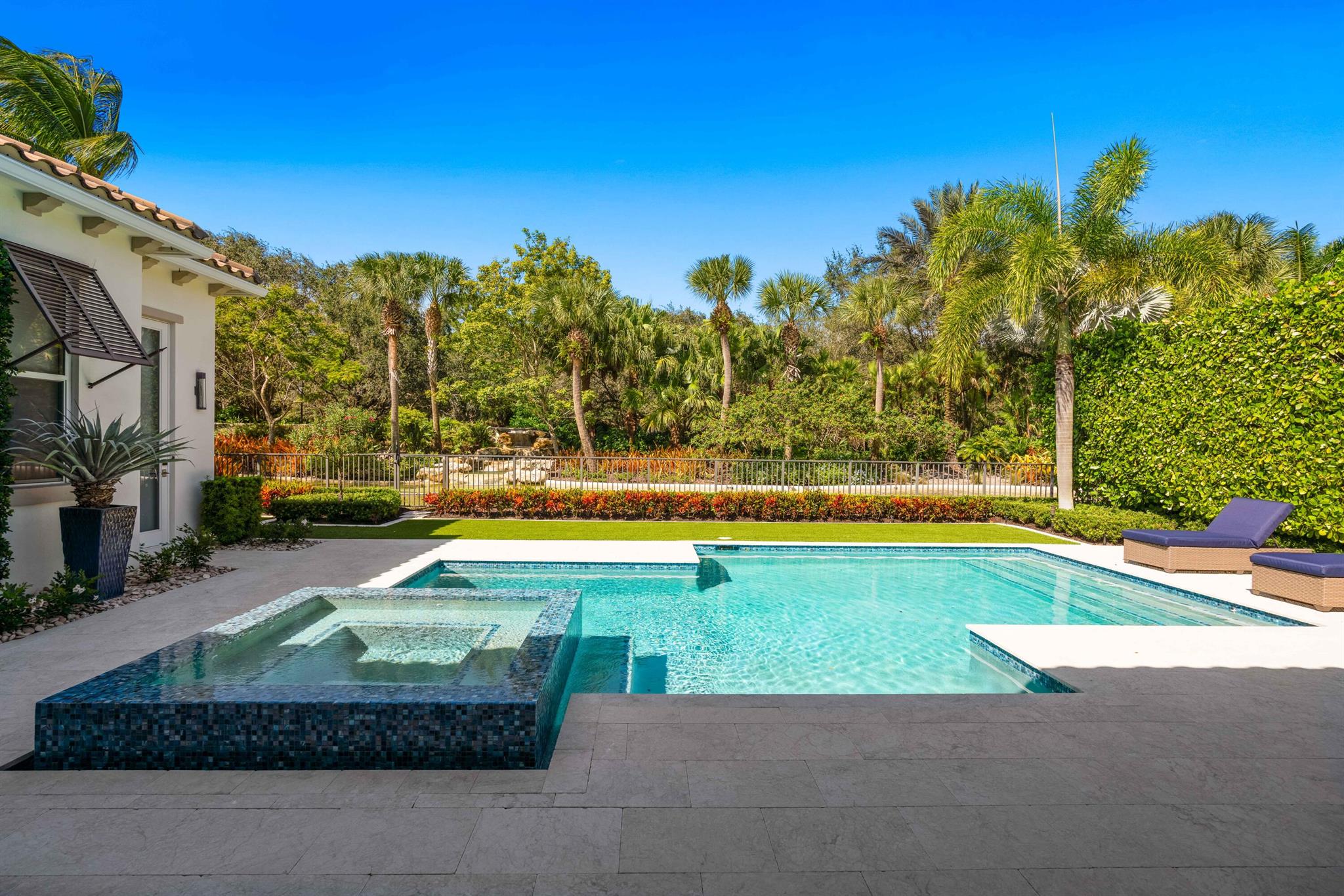 11541 Green Bayberry Drive