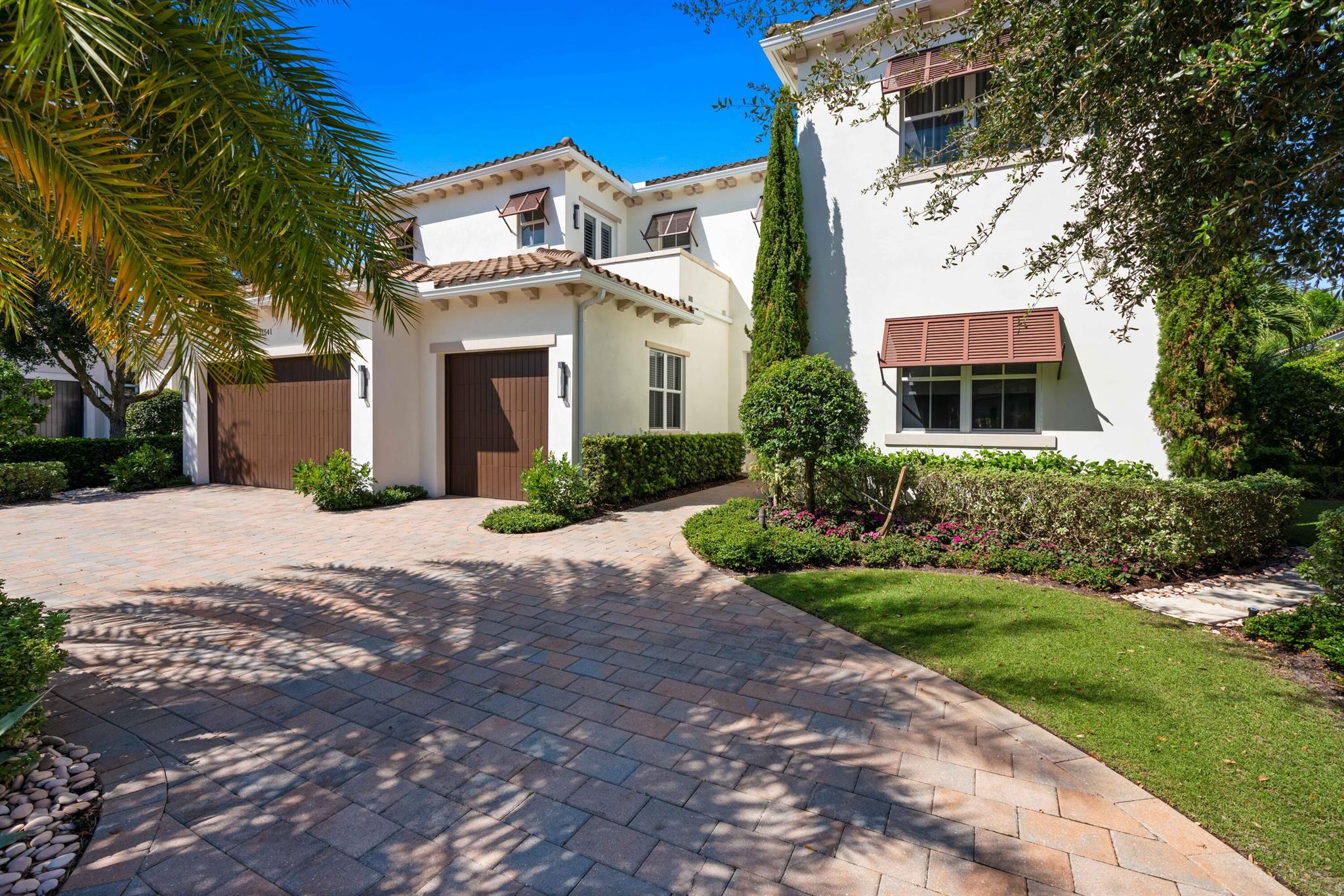 11541 Green Bayberry Drive