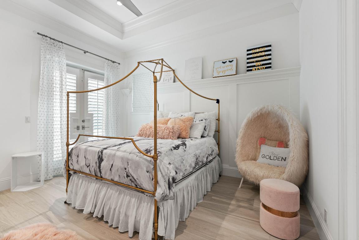 11541 Green Bayberry Drive