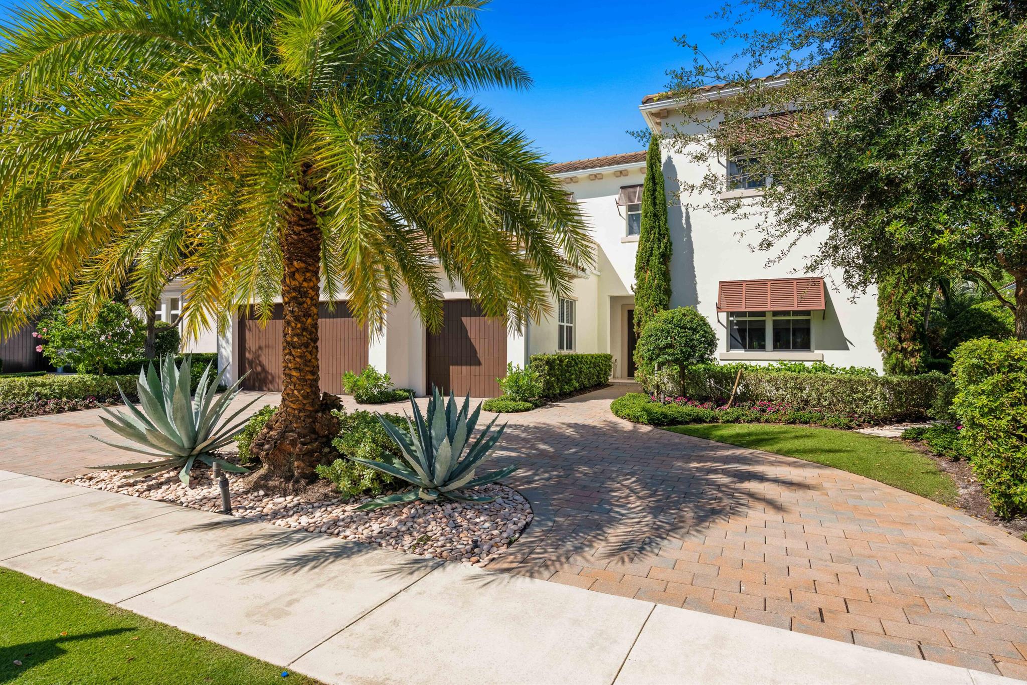 11541 Green Bayberry Drive