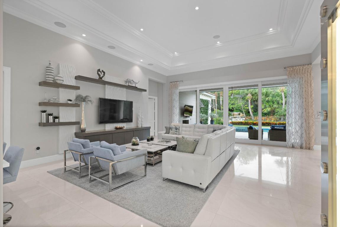 11541 Green Bayberry Drive