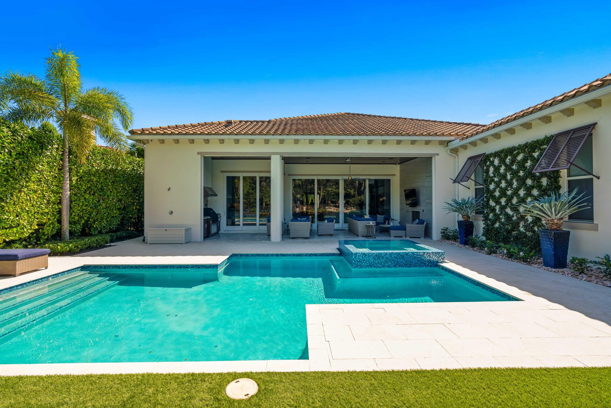 11541 Green Bayberry Drive