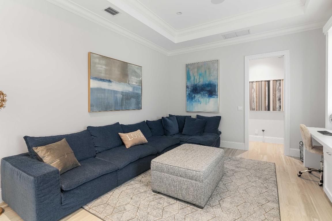 11541 Green Bayberry Drive