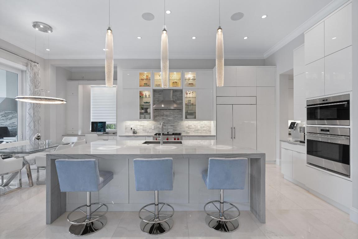 11541 Green Bayberry Drive