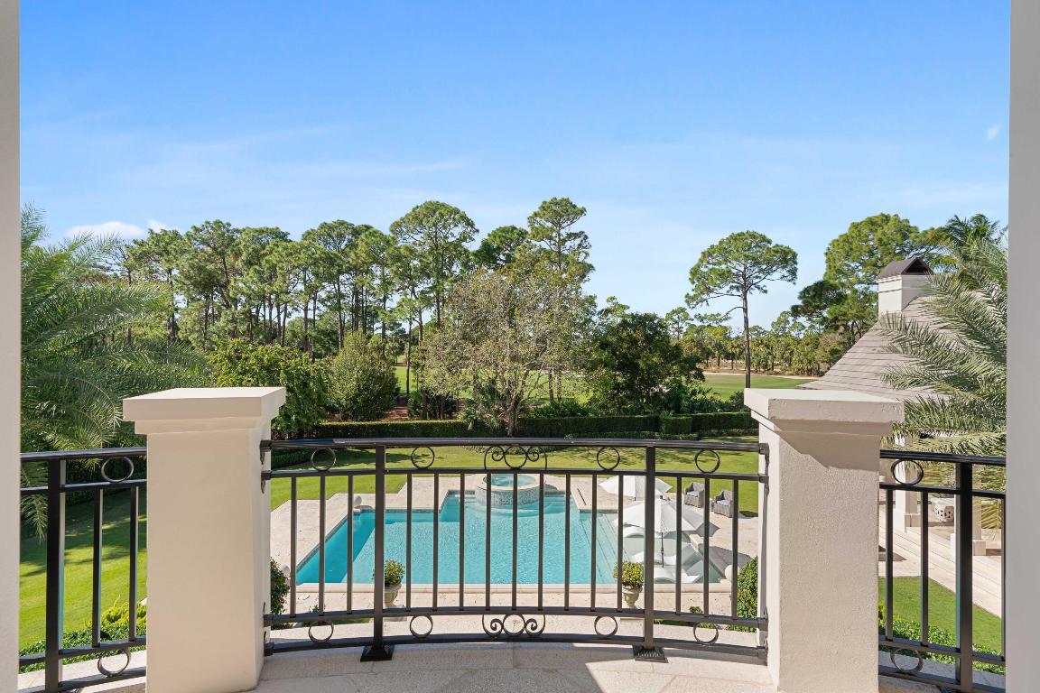 12215 Tillinghast Circle