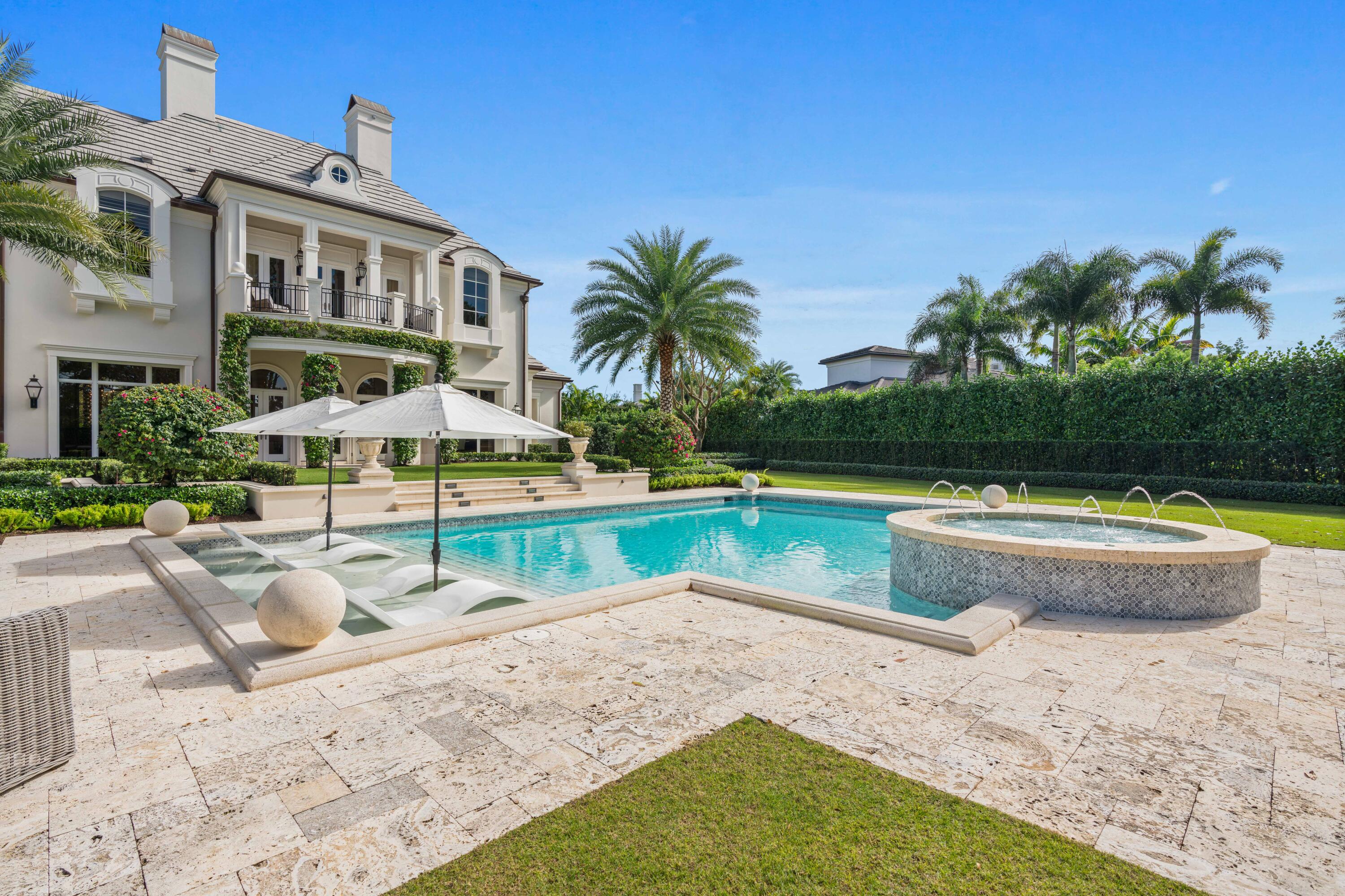 12215 Tillinghast Circle