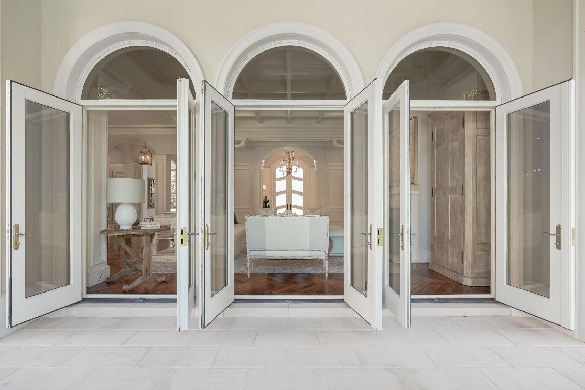 12215 Tillinghast Circle