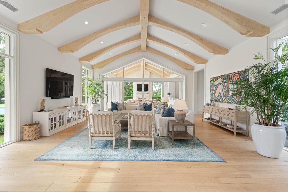 12215 Tillinghast Circle