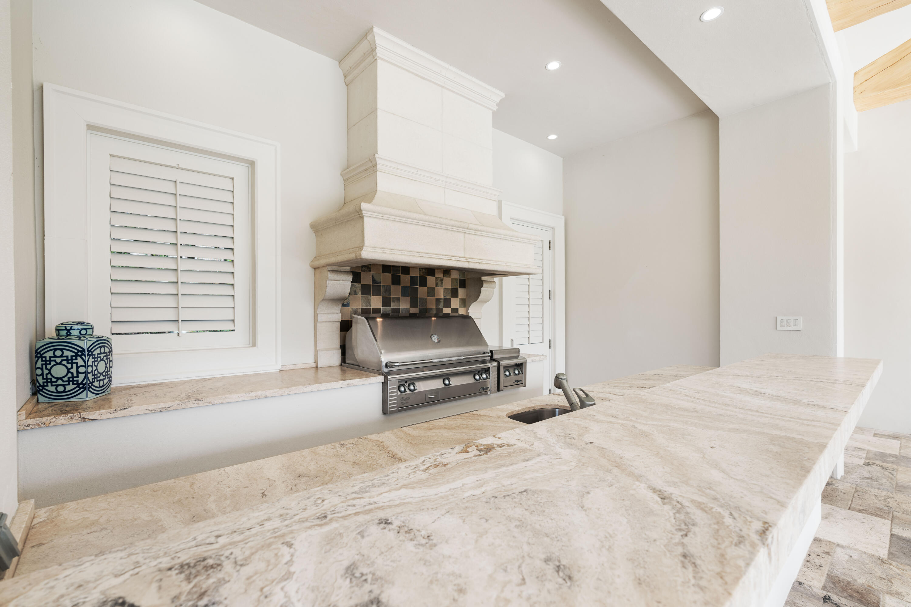 12215 Tillinghast Circle