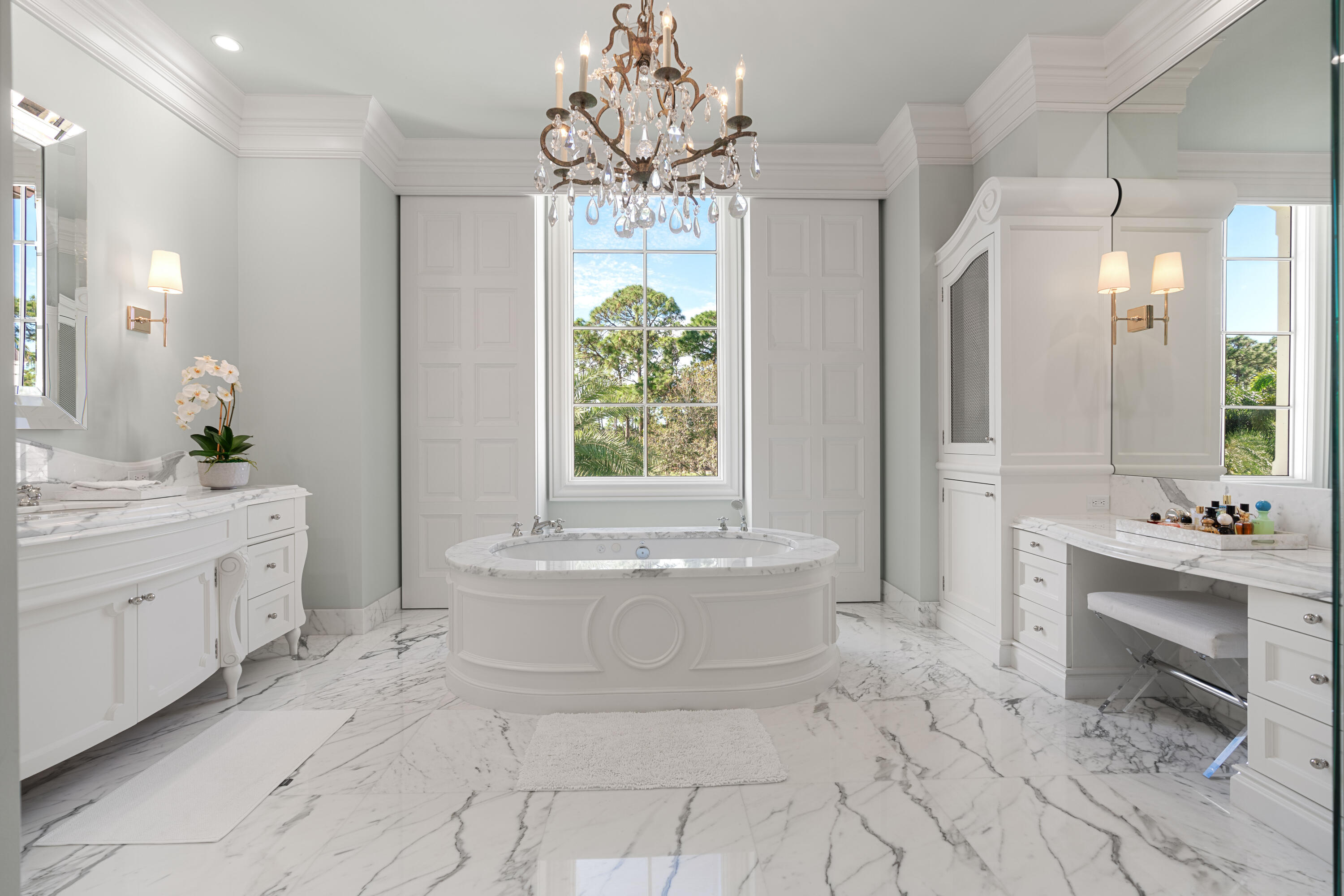 12215 Tillinghast Circle